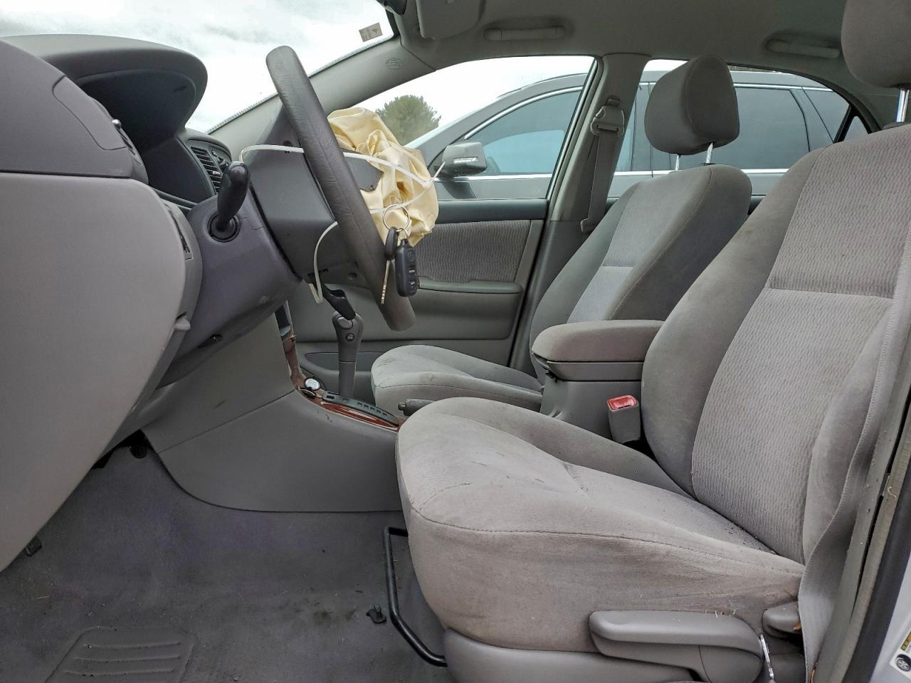 2005 TOYOTA COROLLA