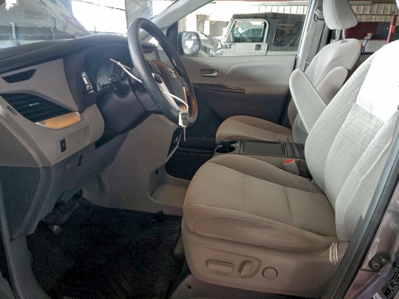 2018 TOYOTA SIENNA
