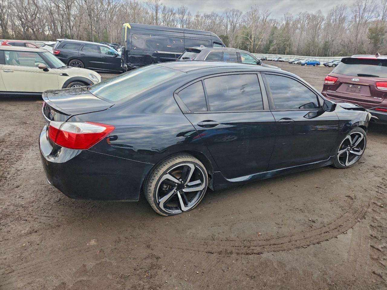 2017 HONDA ACCORD