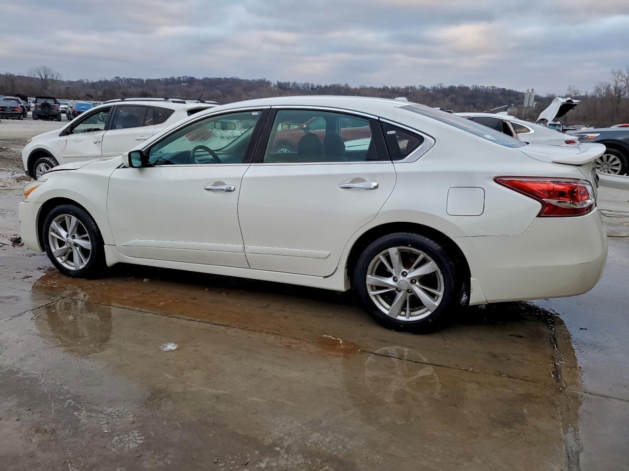 2013 NISSAN ALTIMA