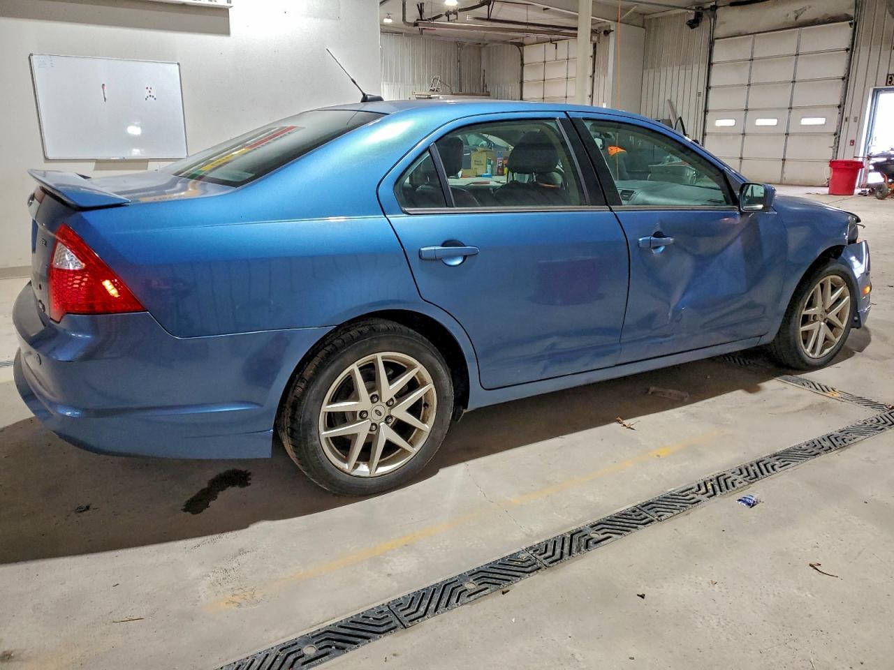 2010 FORD FUSION