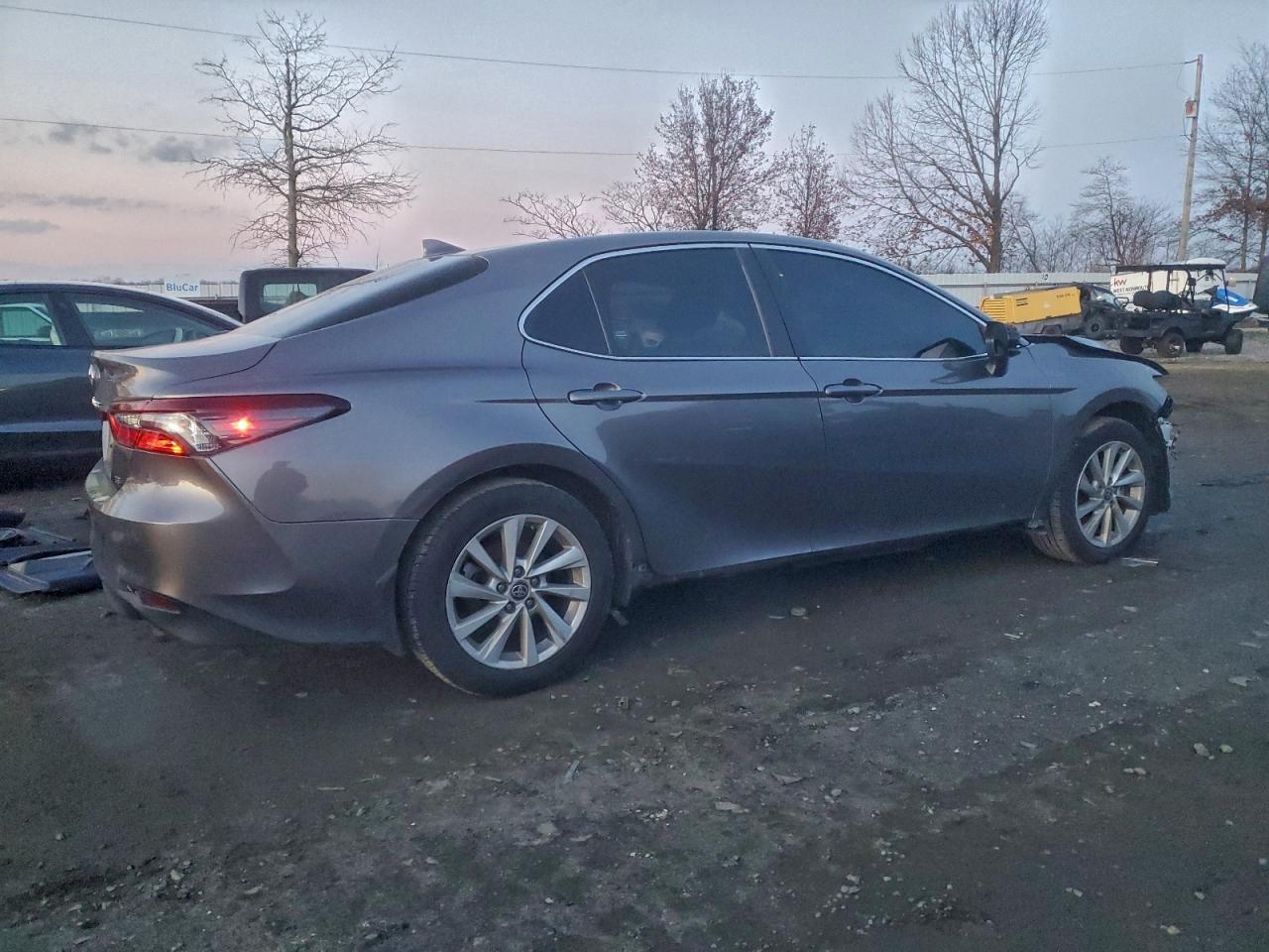 2024 TOYOTA CAMRY