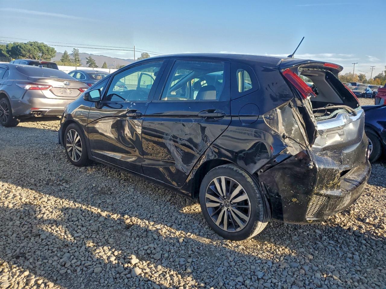 2015 HONDA FIT