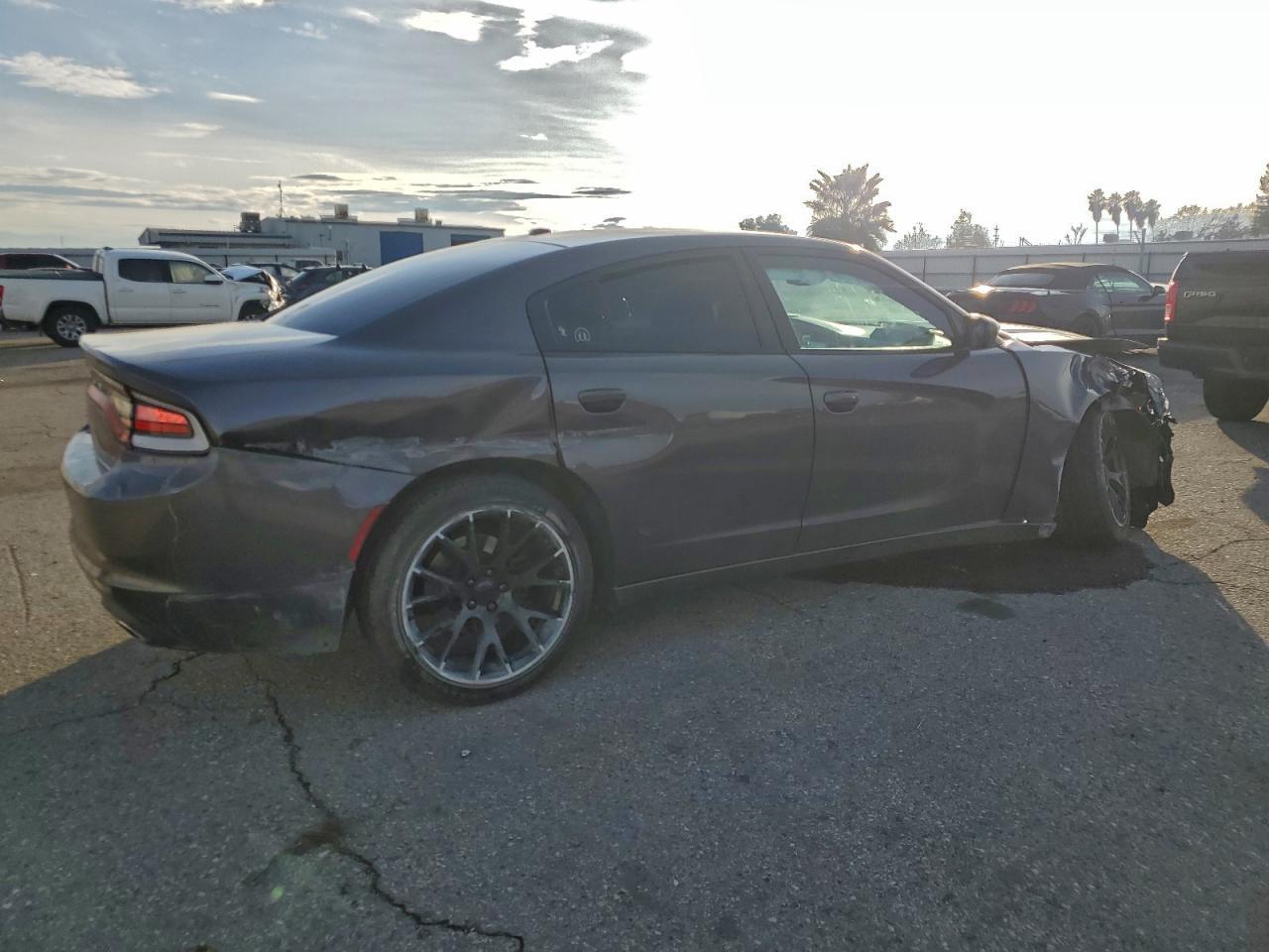 2015 DODGE CHARGER