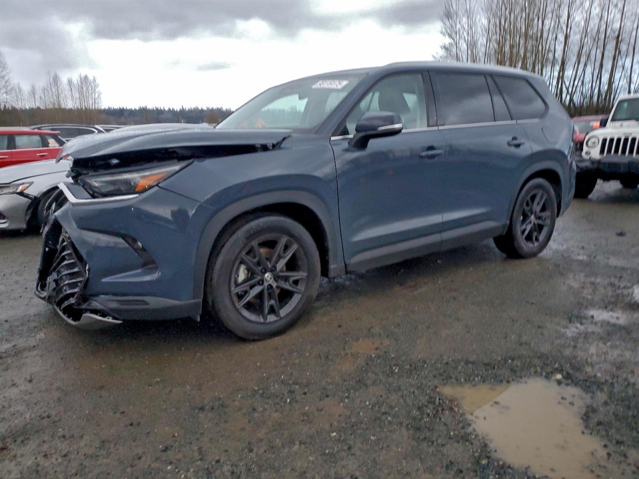 2024 TOYOTA HIGHLANDER