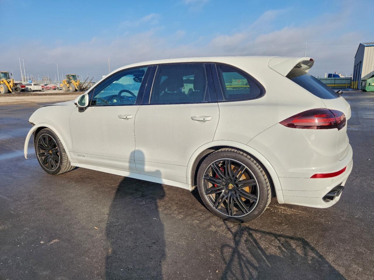 2017 PORSCHE CAYENNE
