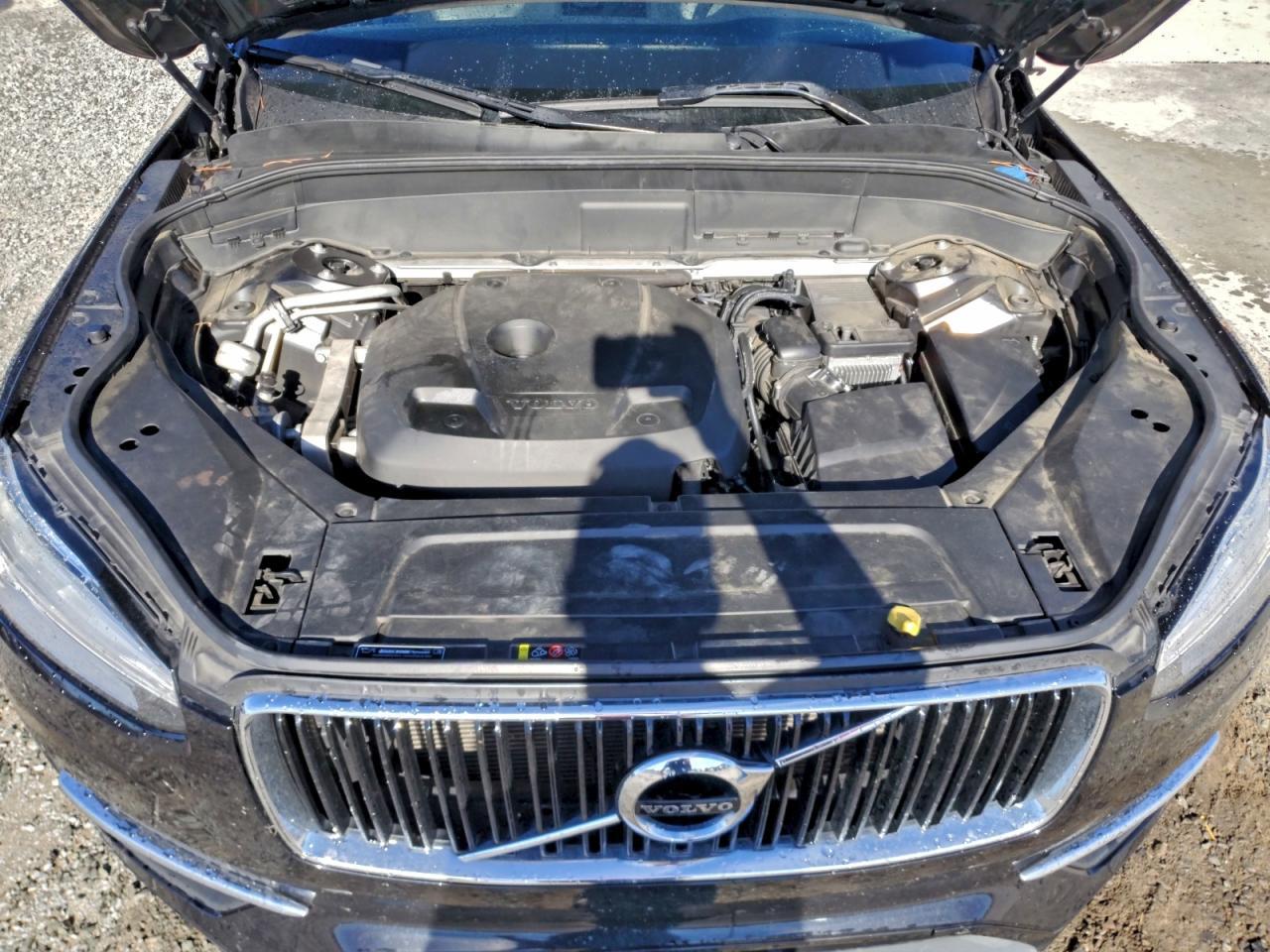 2016 VOLVO XC90