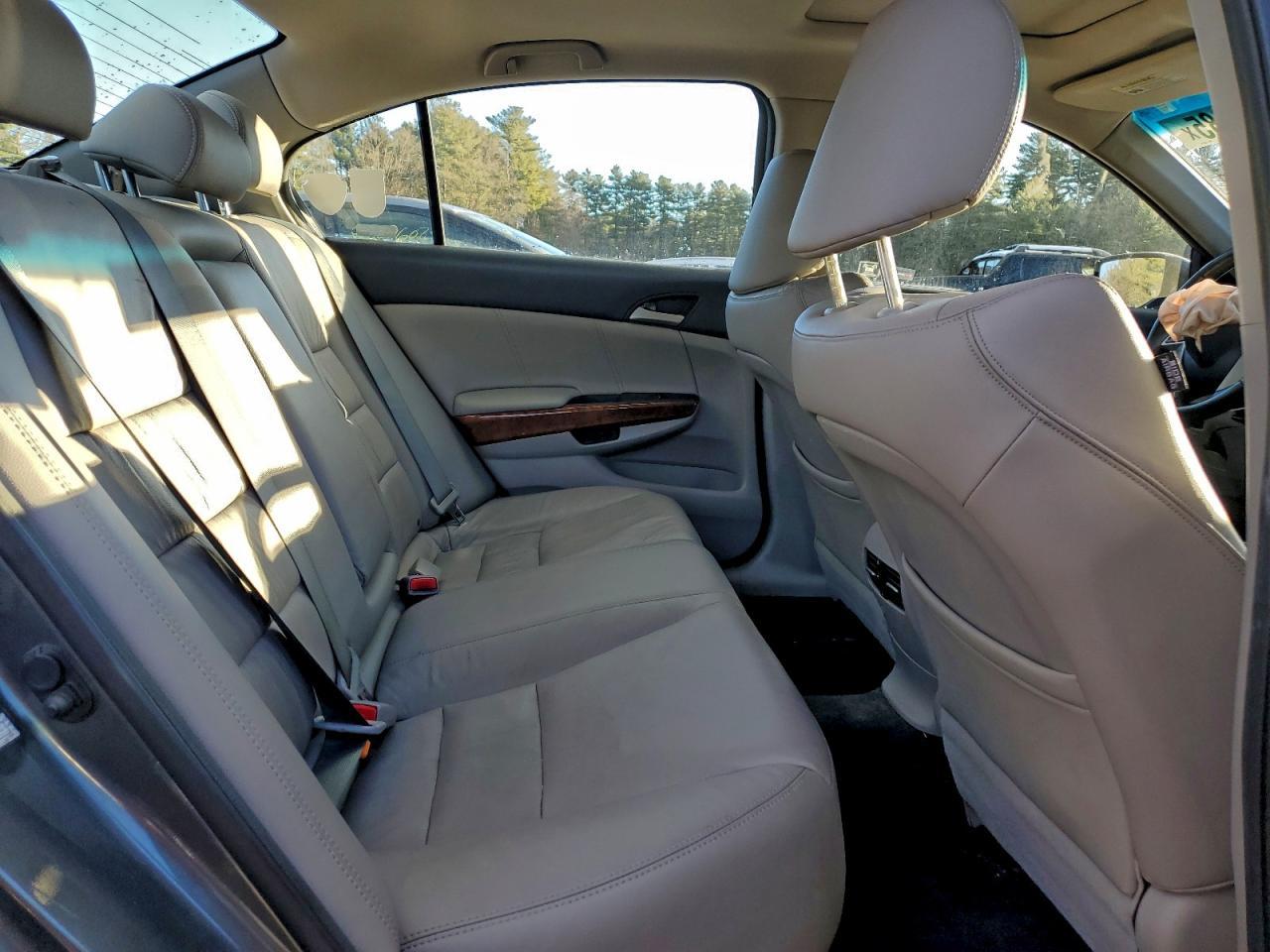 2012 HONDA ACCORD
