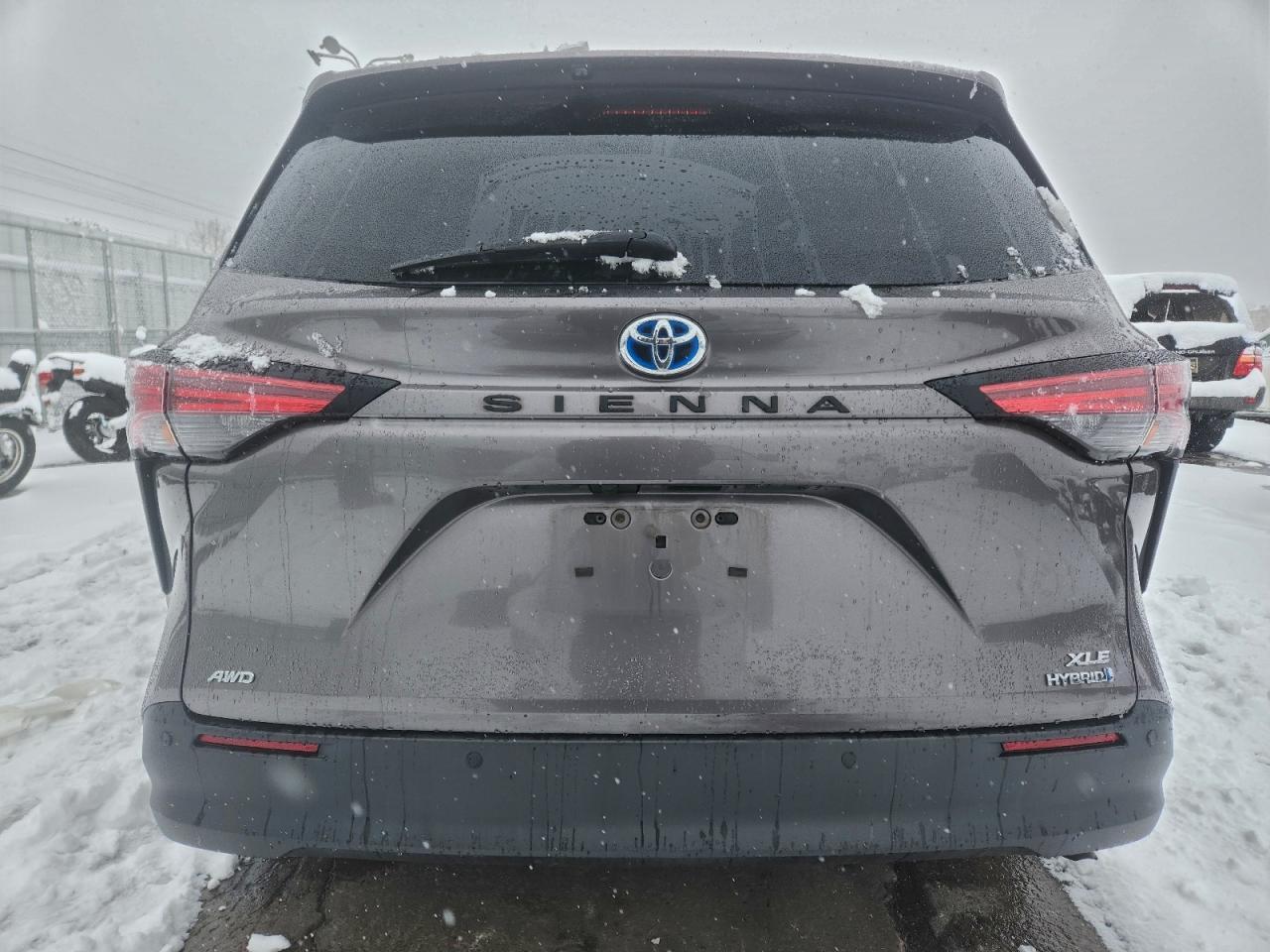 2022 TOYOTA SIENNA