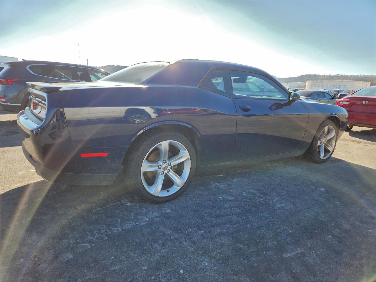 2017 DODGE Challenger