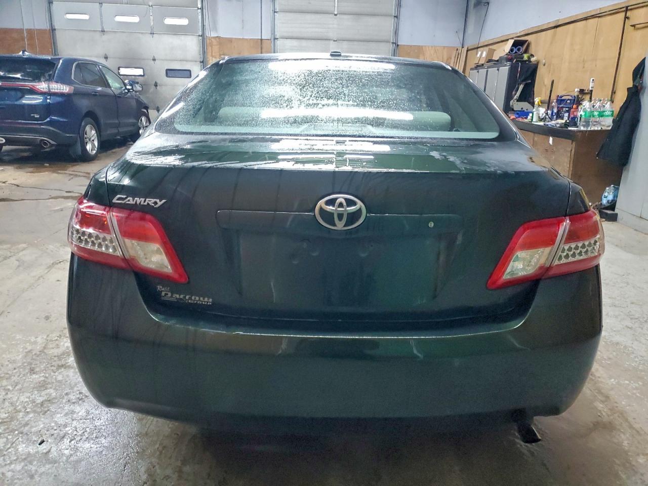 2010 TOYOTA CAMRY