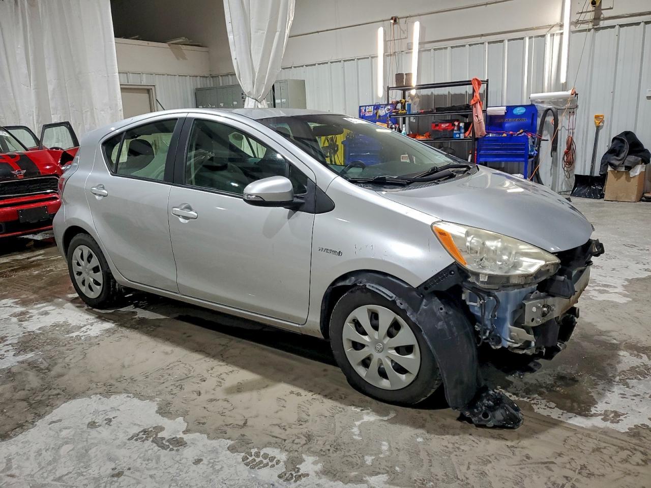 2012 TOYOTA Prius c