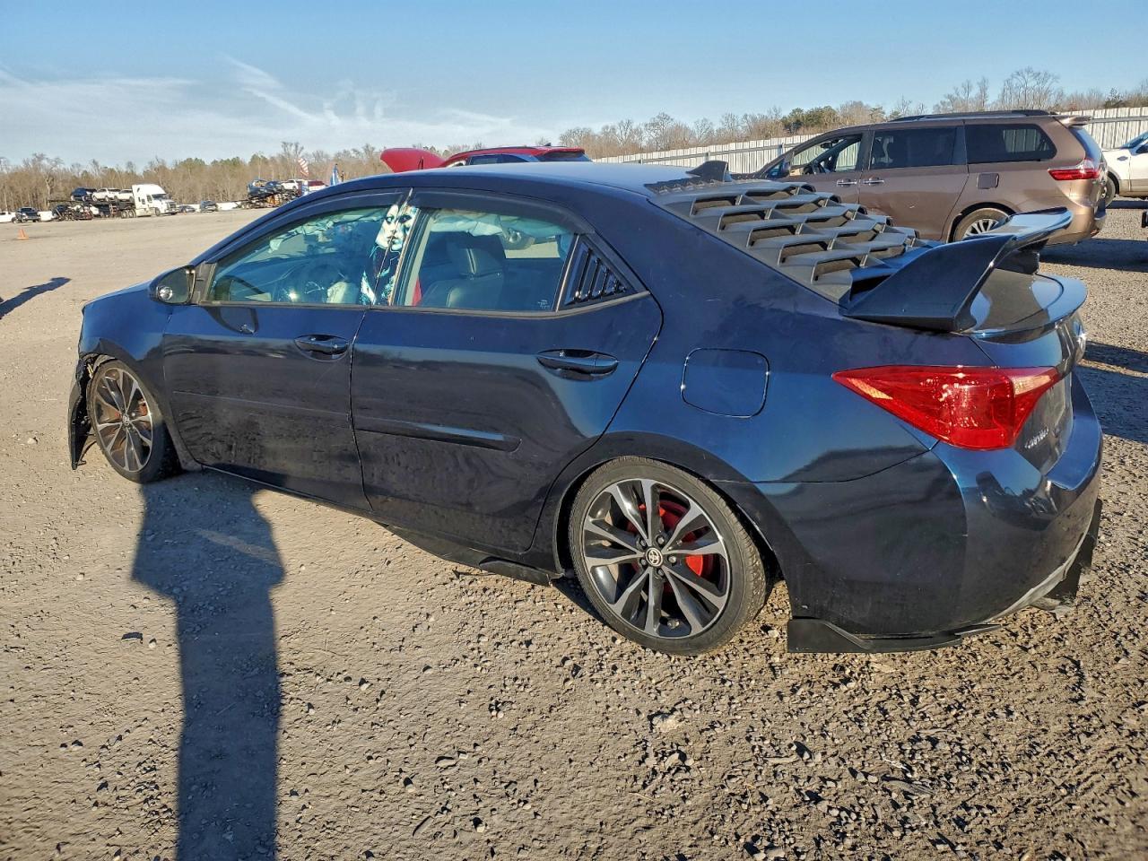 2018 TOYOTA COROLLA