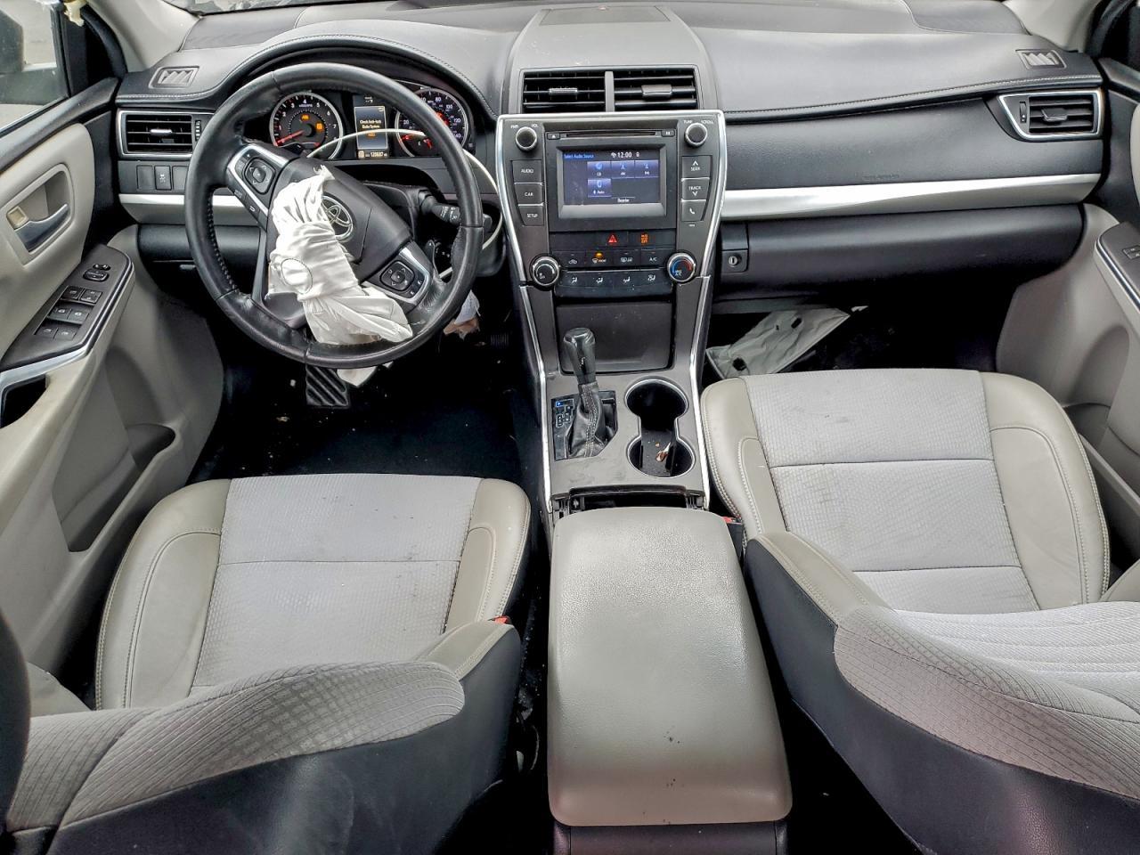 2016 TOYOTA CAMRY