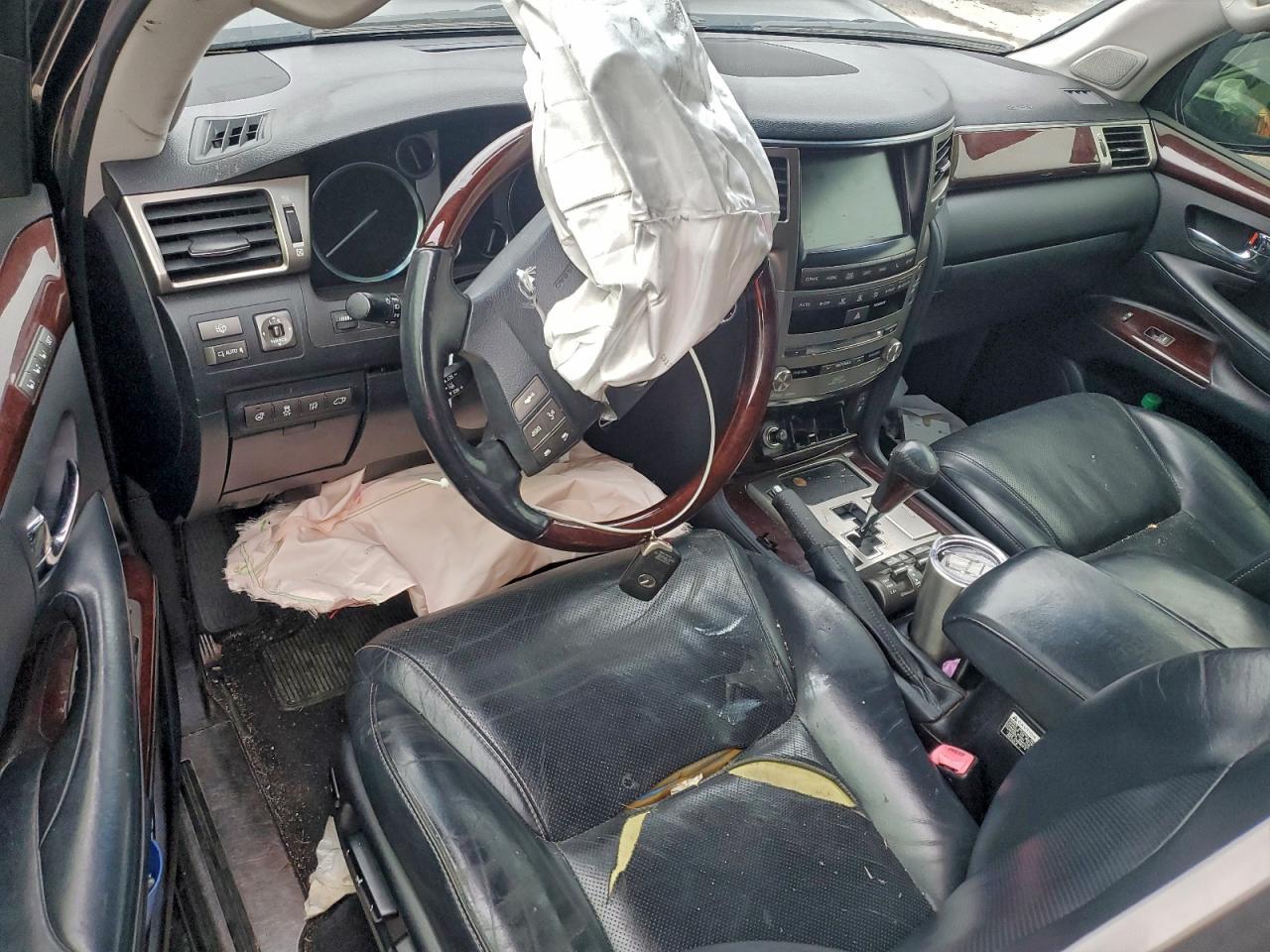 2014 LEXUS LX 570