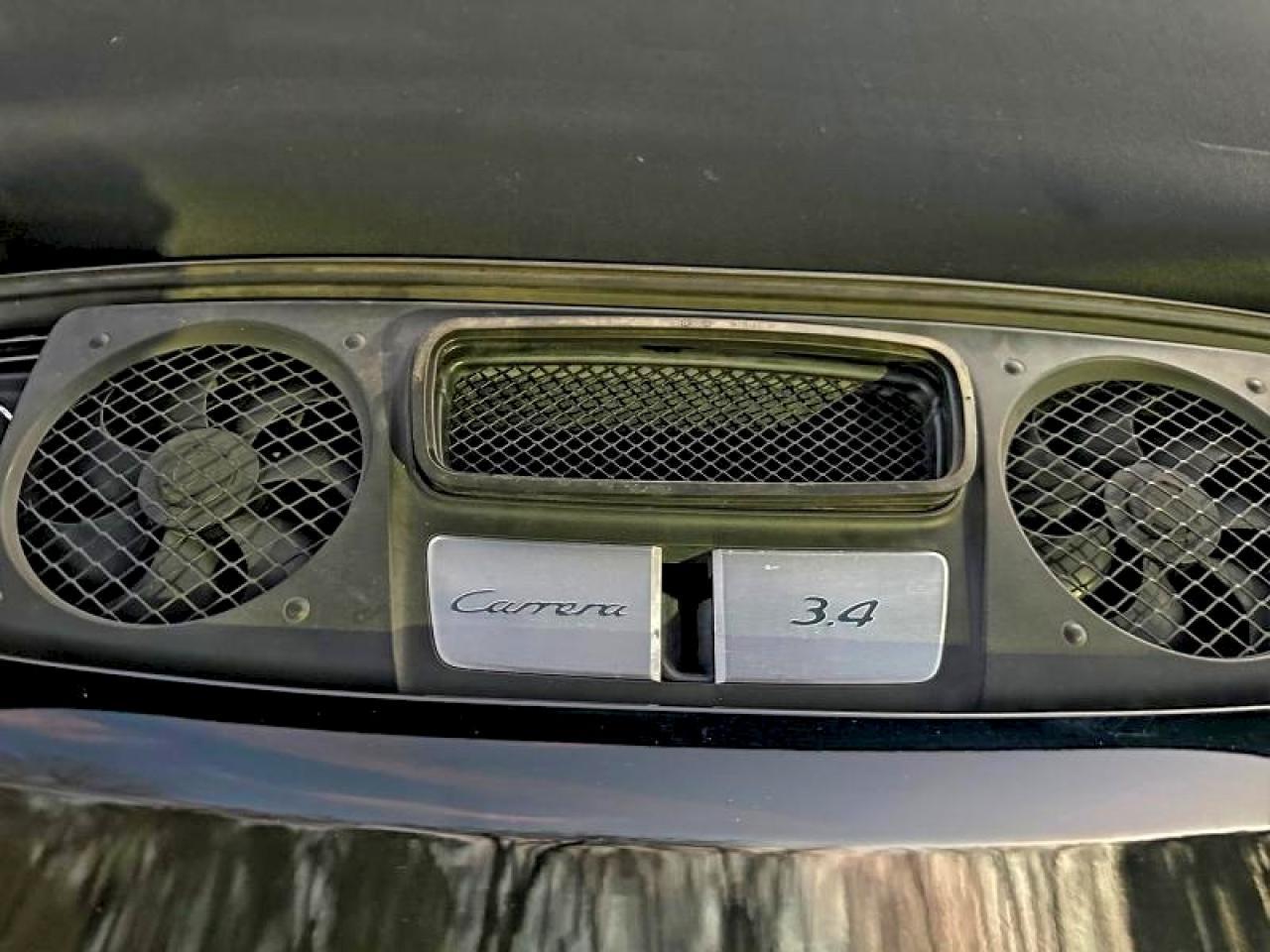 2016 PORSCHE 911