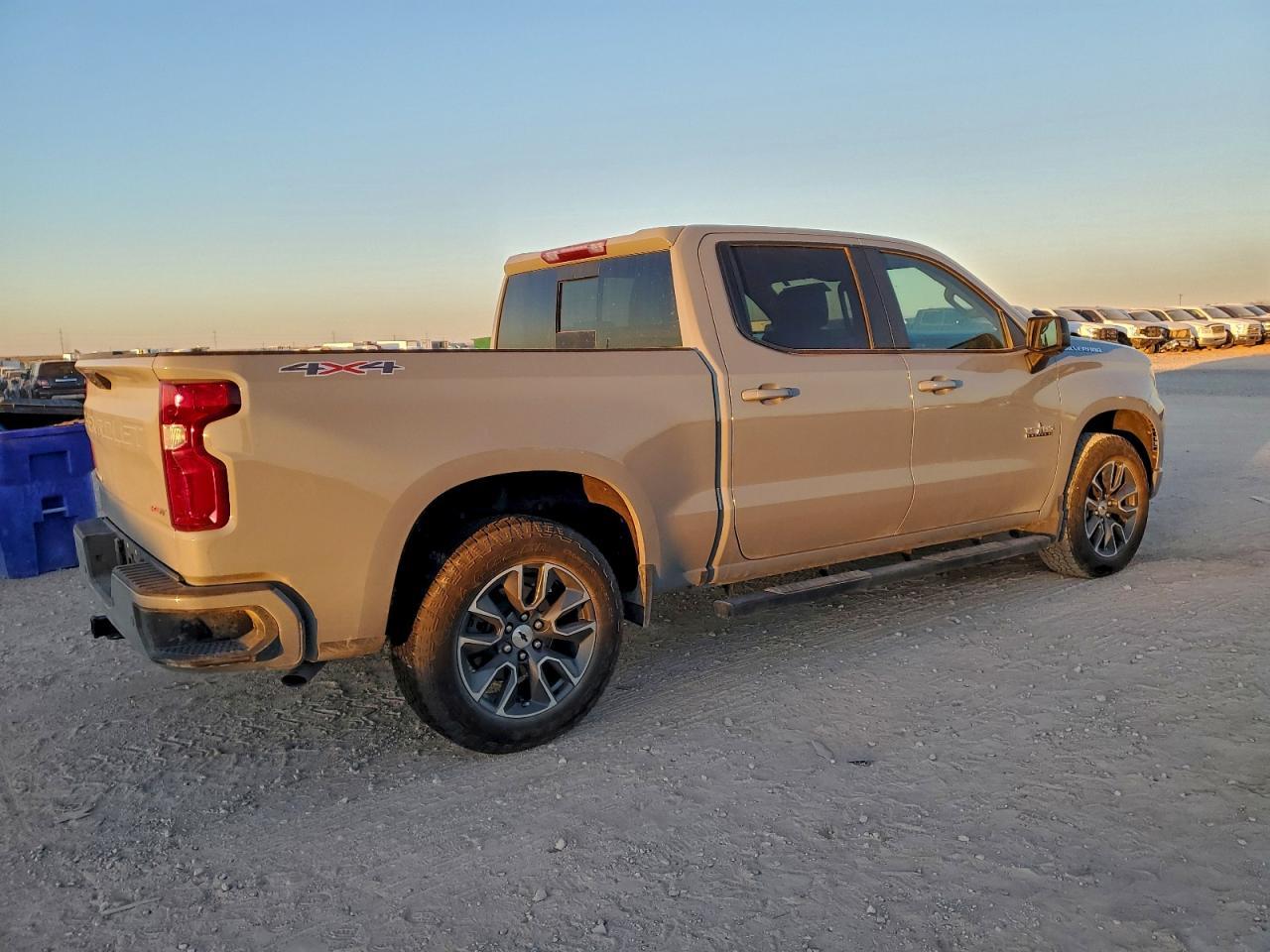 2024 CHEVROLET Silverado