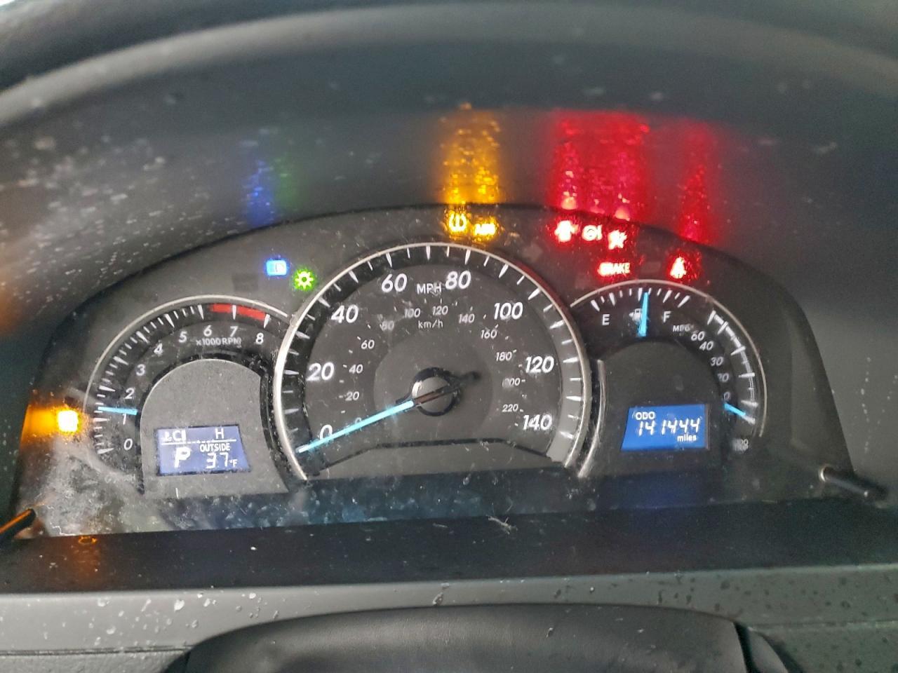 2012 TOYOTA CAMRY