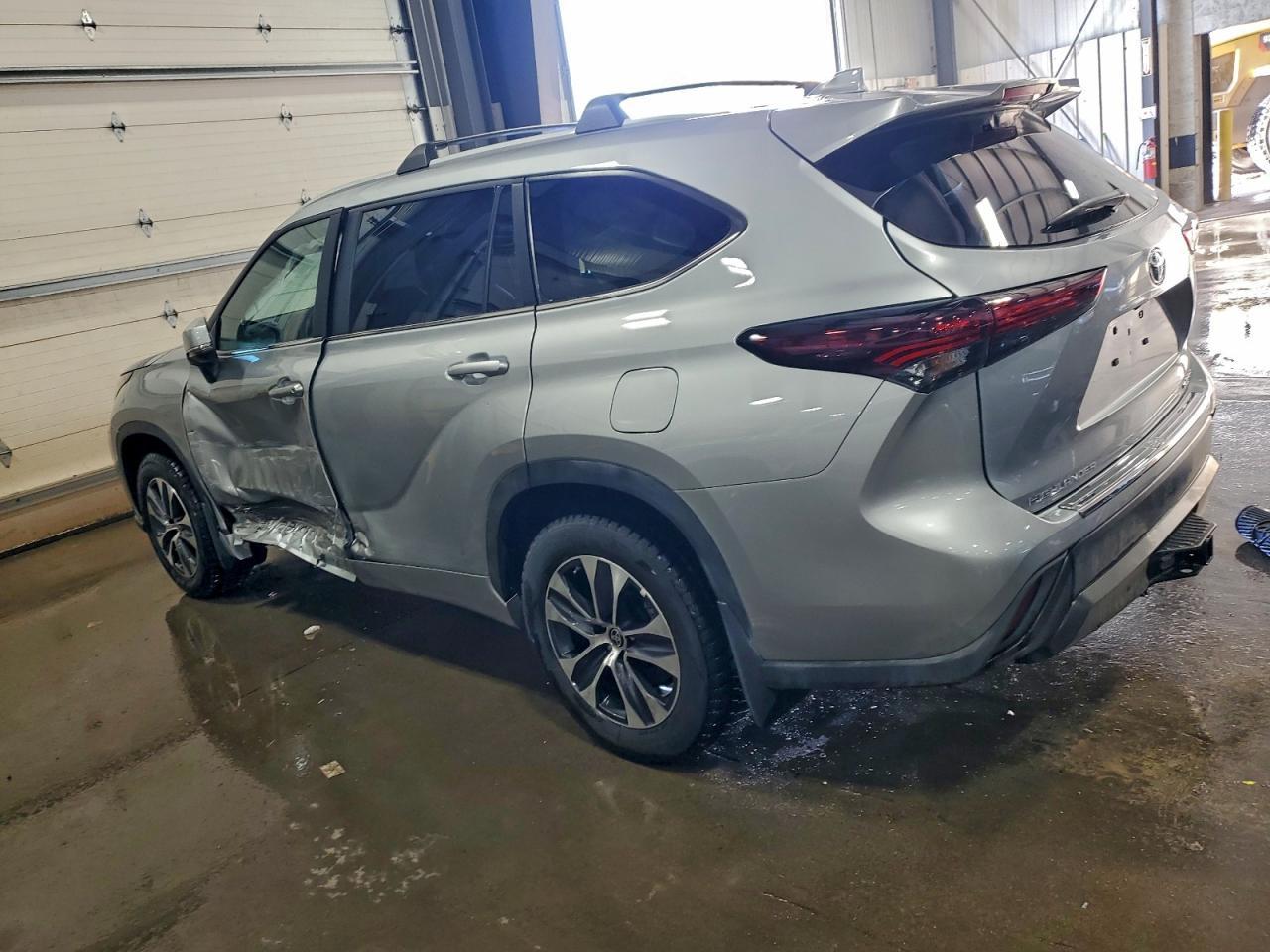 2024 TOYOTA HIGHLANDER