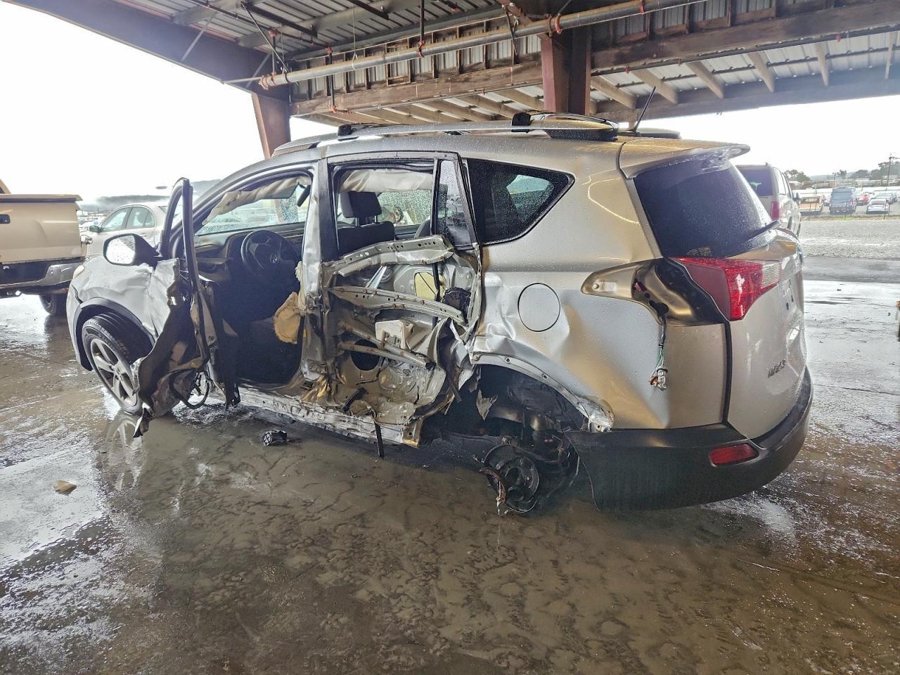 2015 TOYOTA RAV4