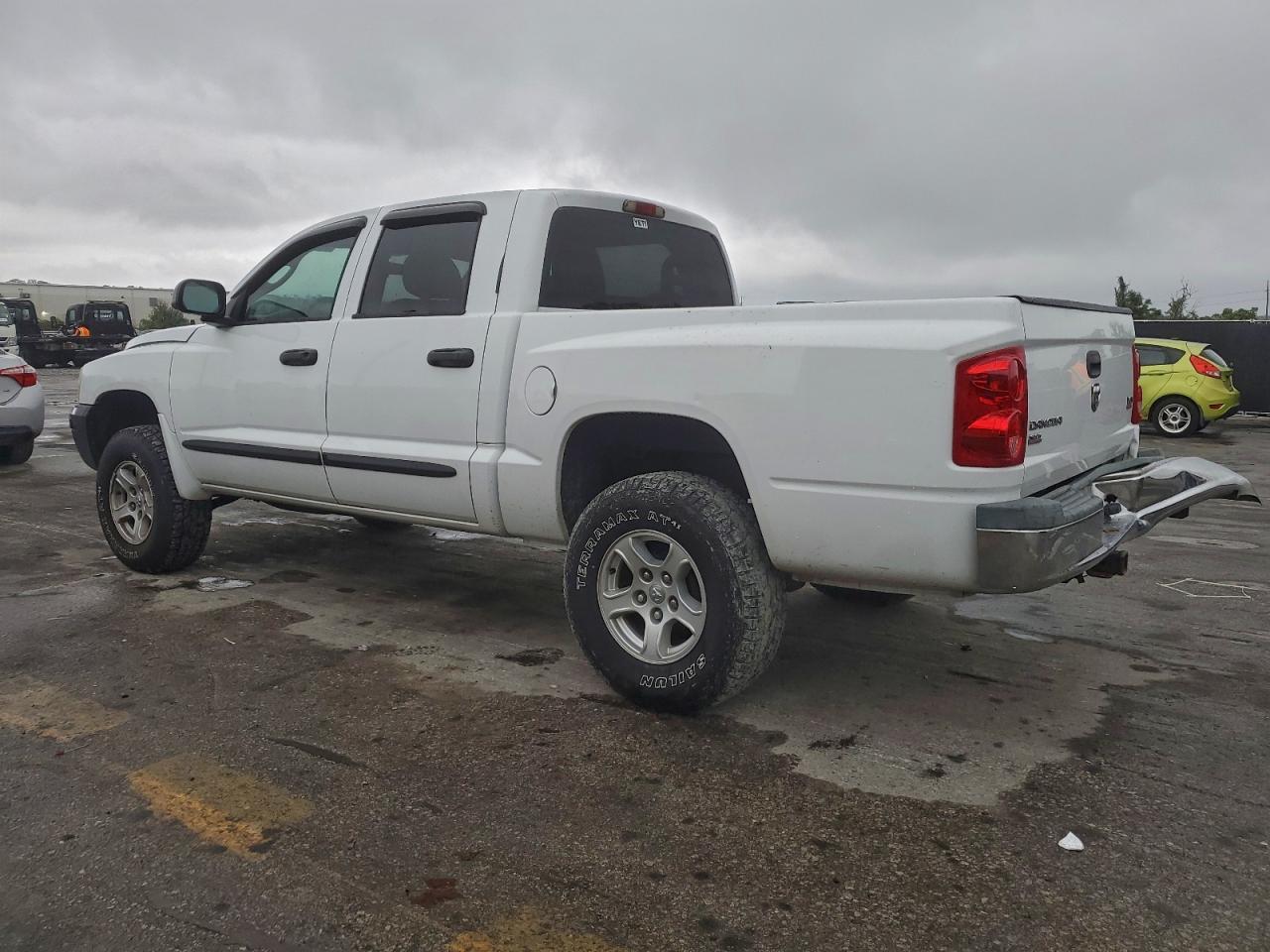 2005 DODGE Dakota