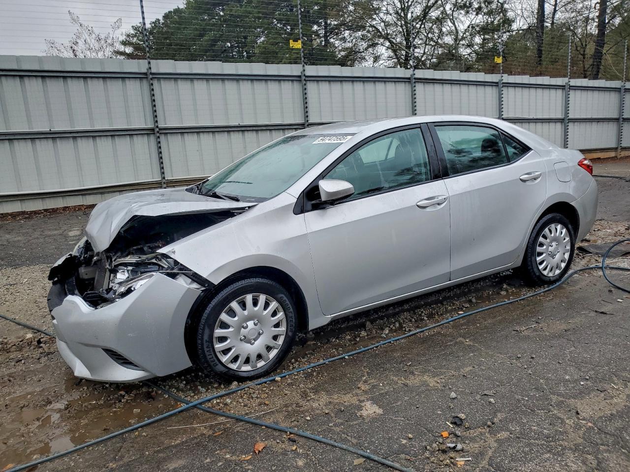 2015 TOYOTA COROLLA