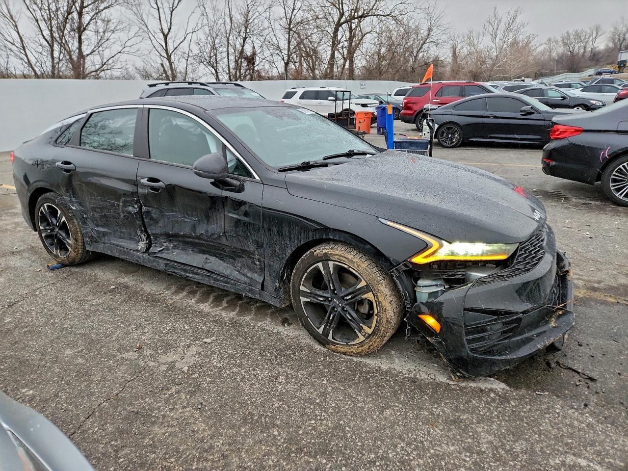 2022 KIA K5