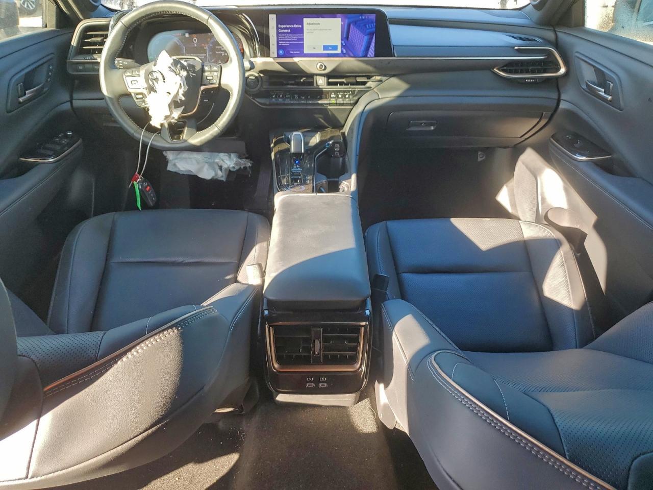 2024 TOYOTA Crown