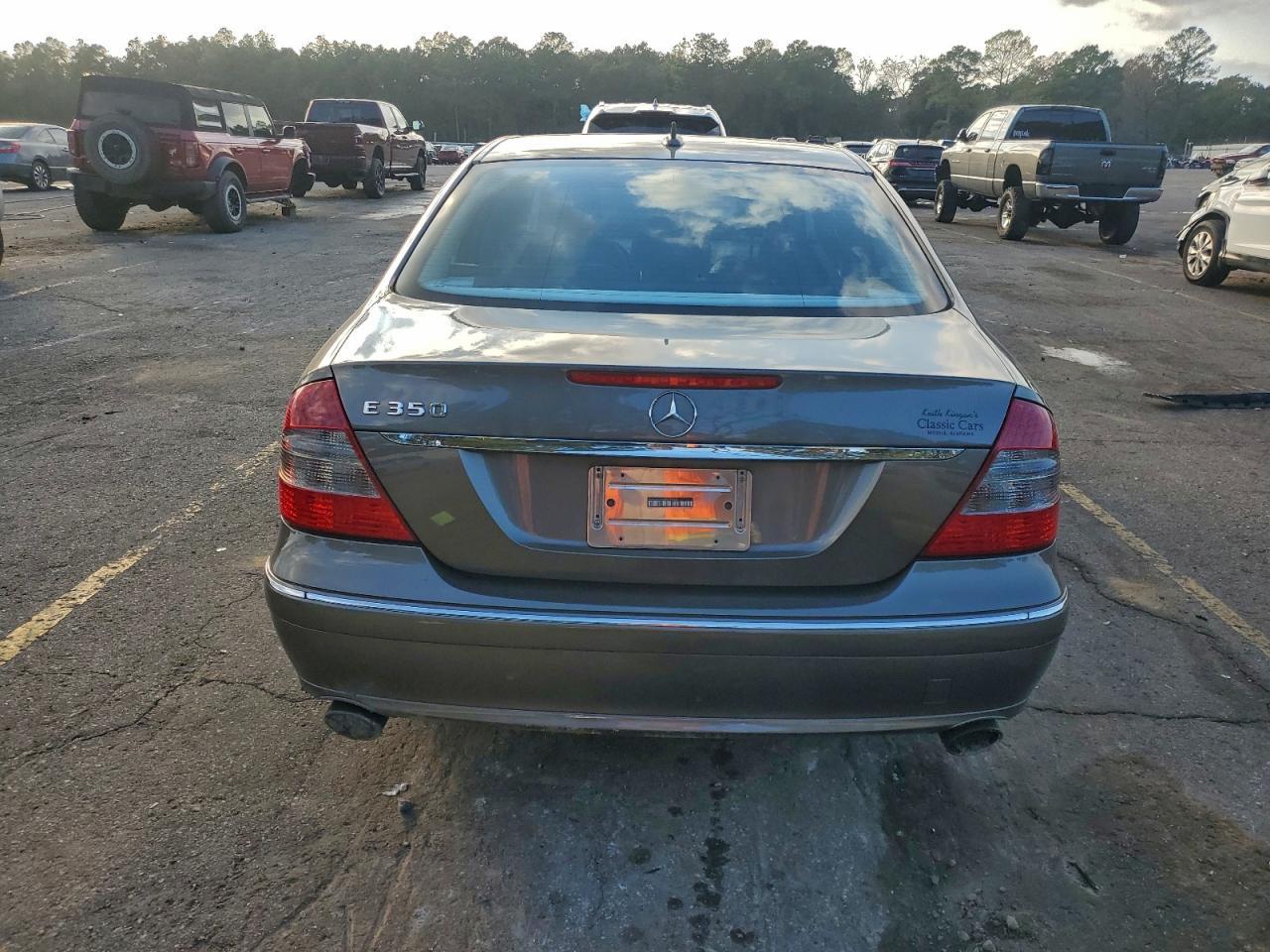 2008 MERCEDES-BENZ E-Class