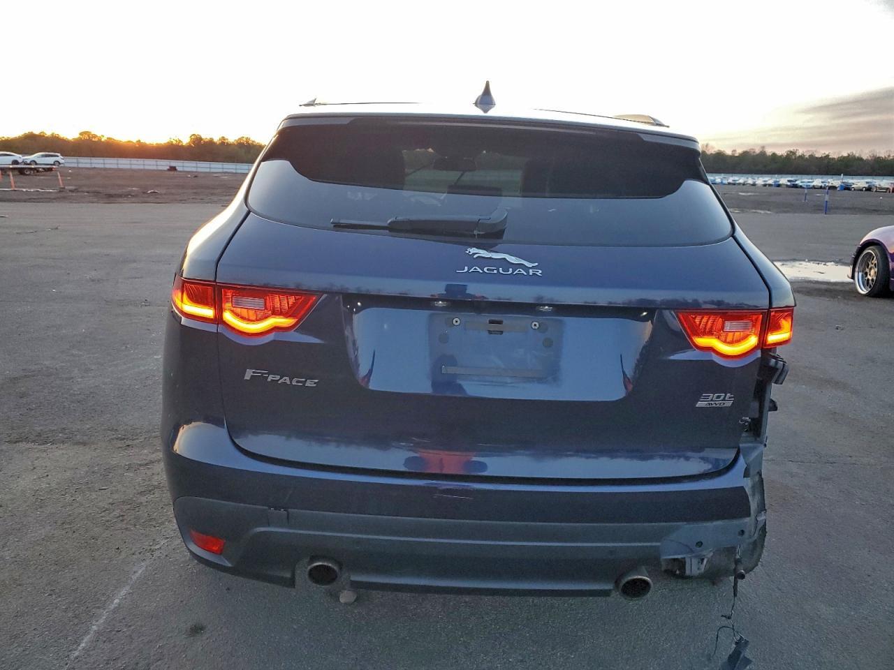 2018 JAGUAR F-Pace