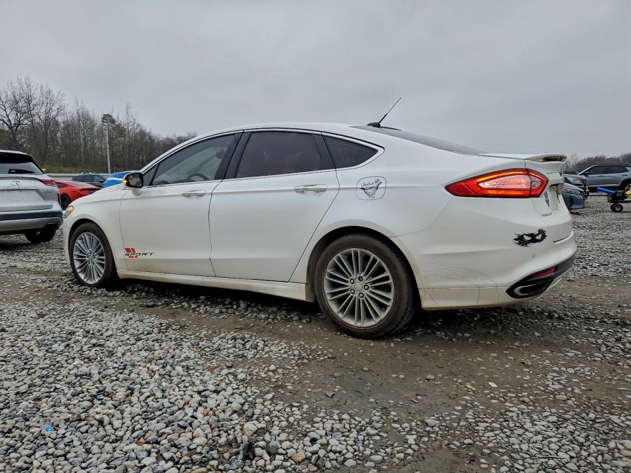 2013 FORD FUSION