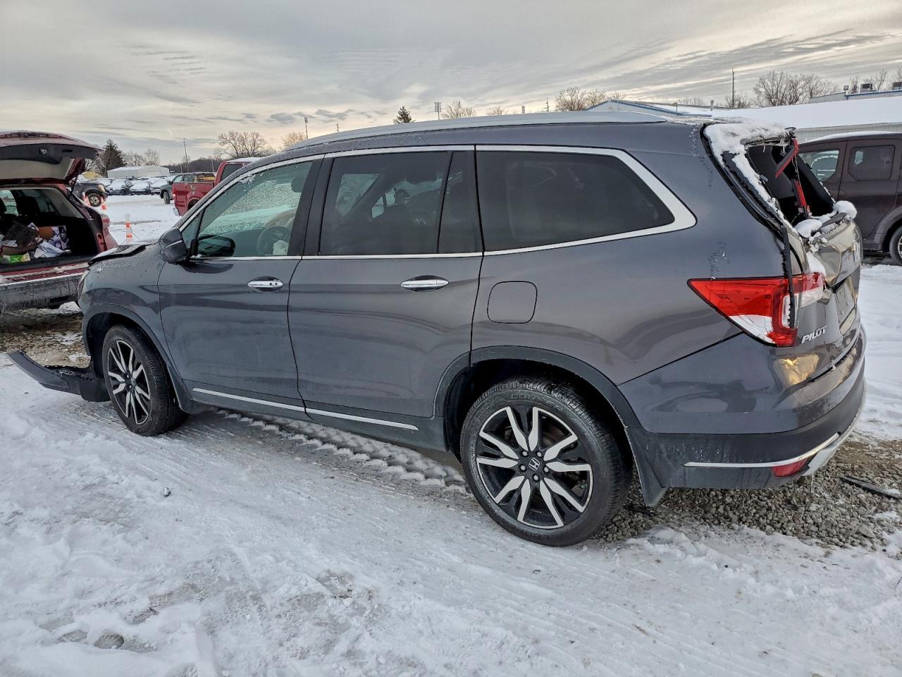 2022 HONDA PILOT