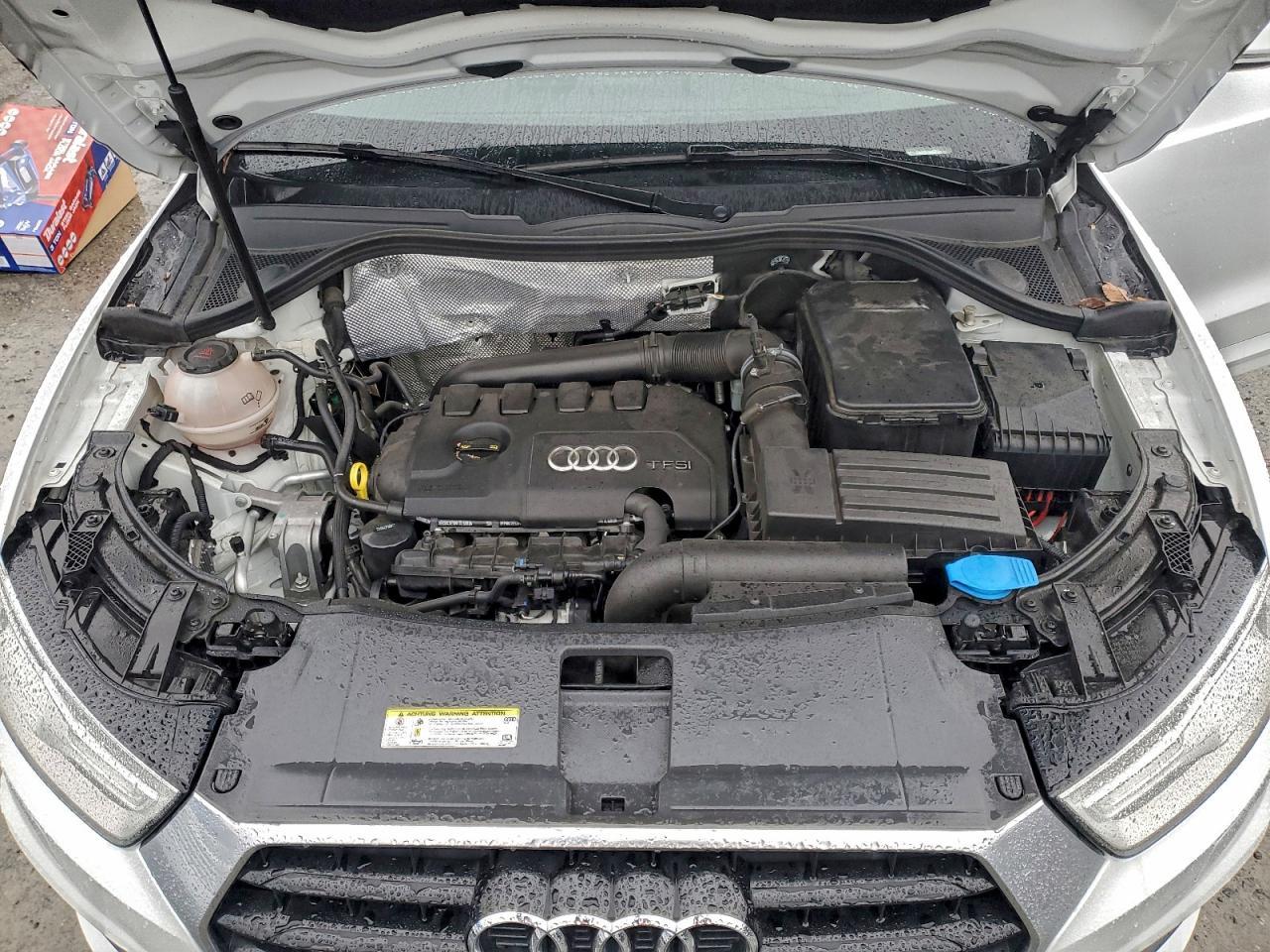 2016 AUDI Q3