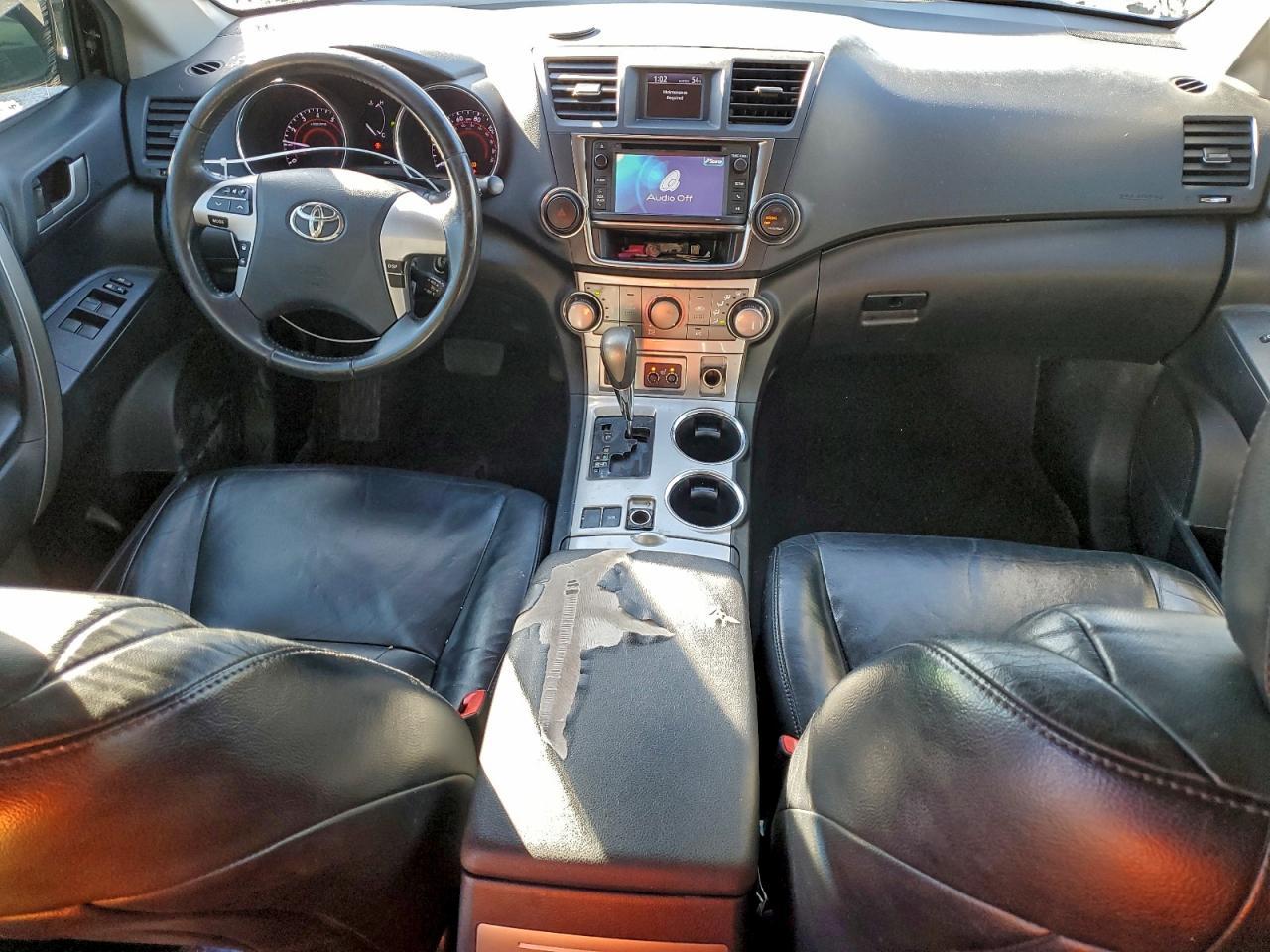 2013 TOYOTA HIGHLANDER