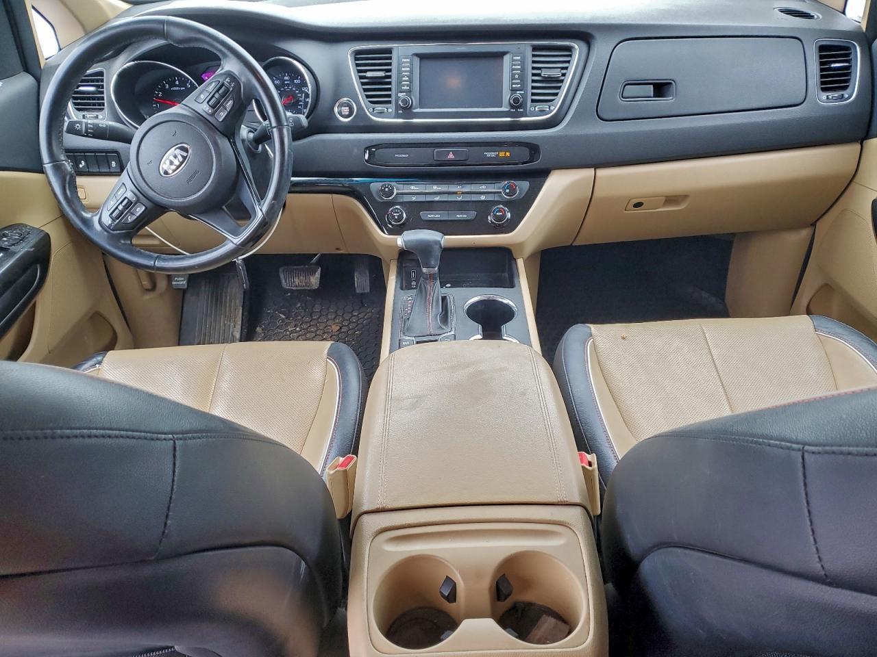 2019 KIA SEDONA