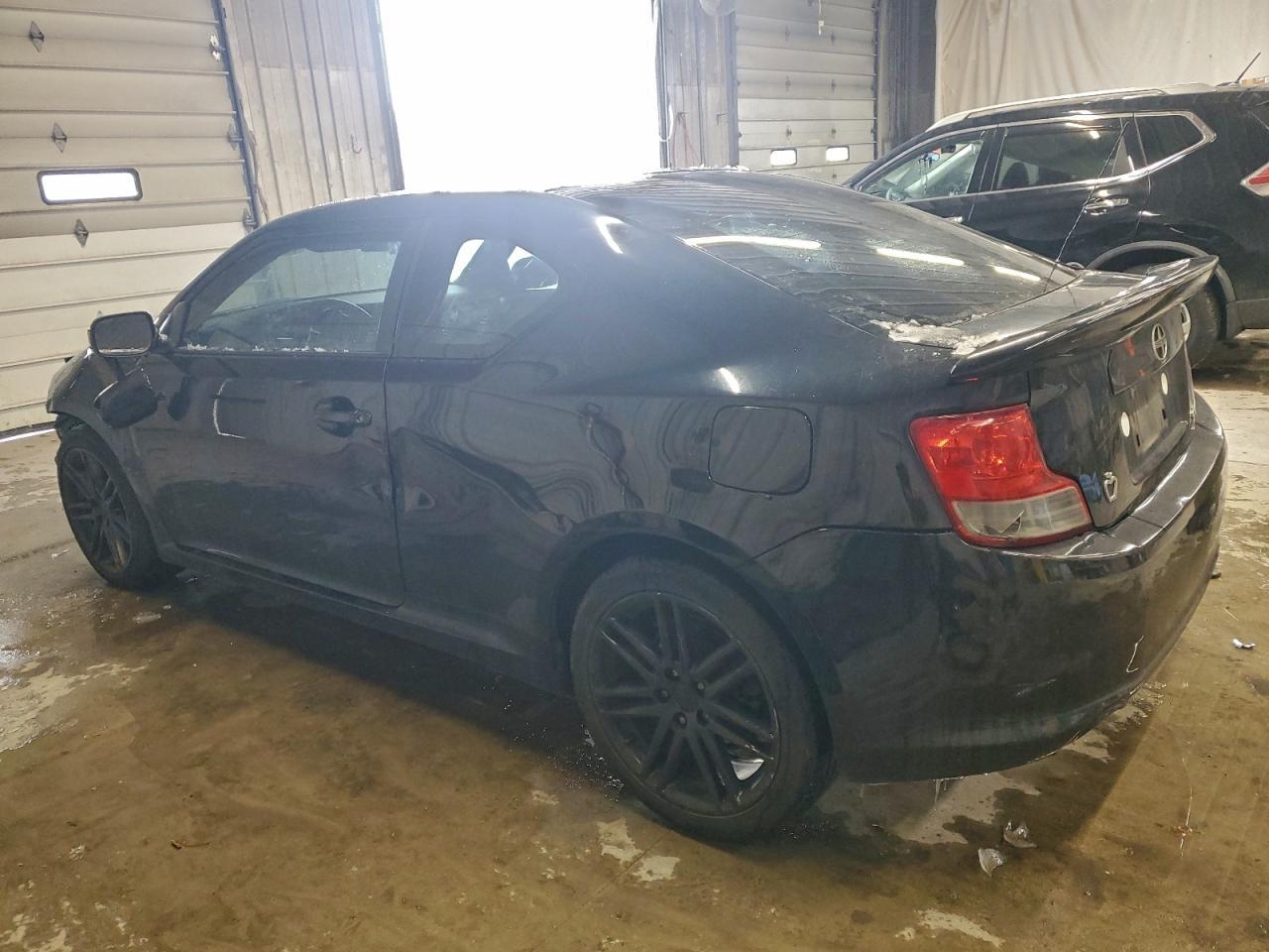 2011 TOYOTA SCION