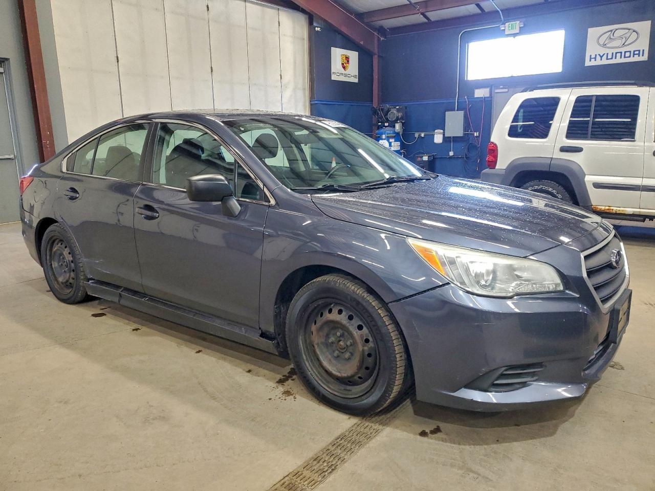 2016 SUBARU Legacy