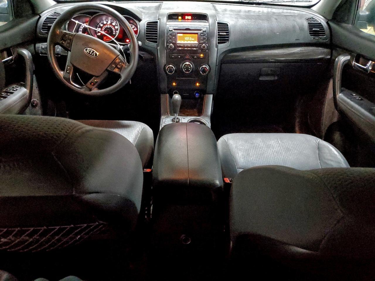 2011 KIA SORENTO