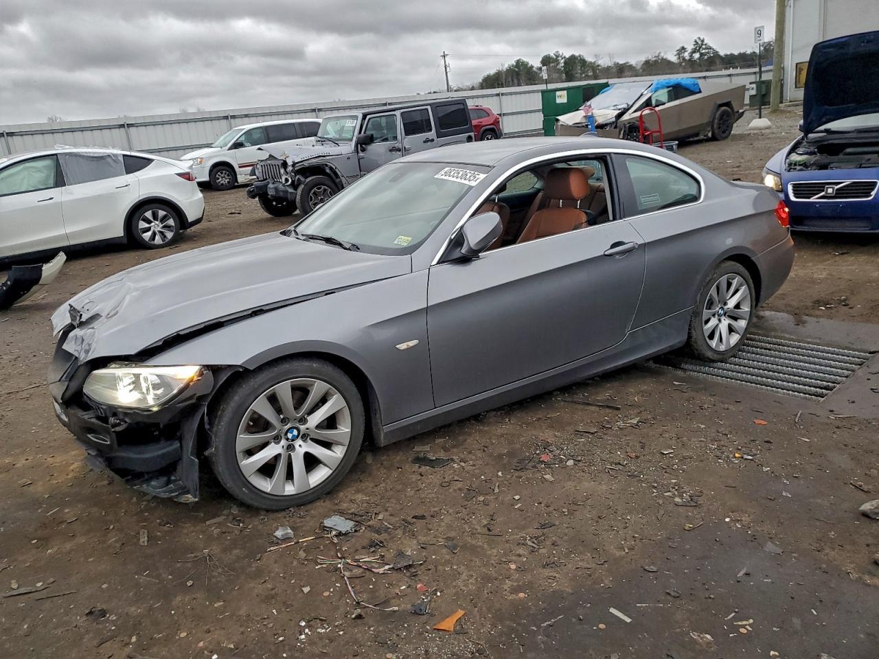 2013 BMW 3 SERIES