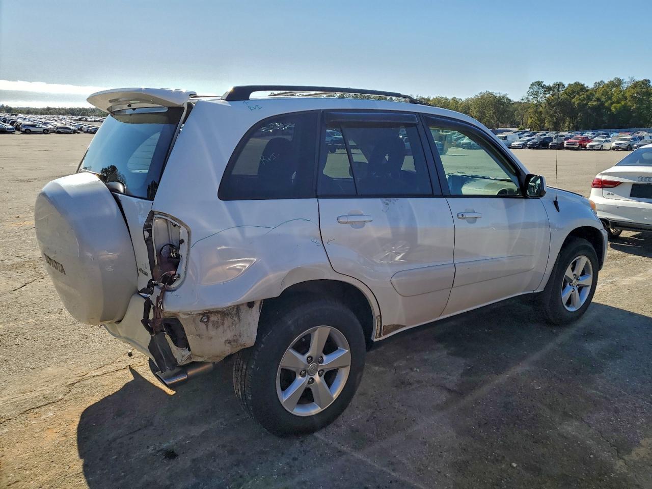 2004 TOYOTA RAV4