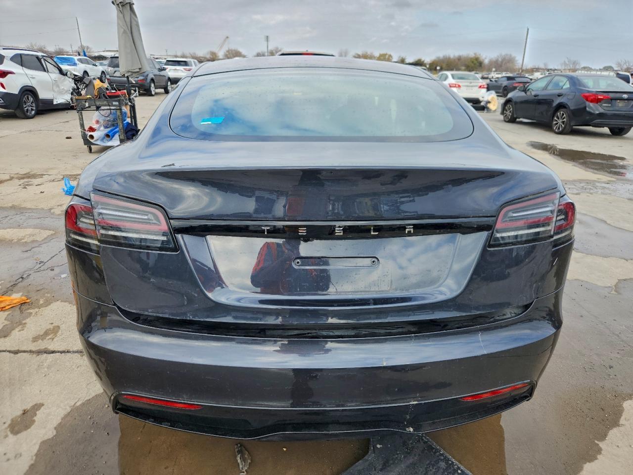 2024 TESLA MODEL S