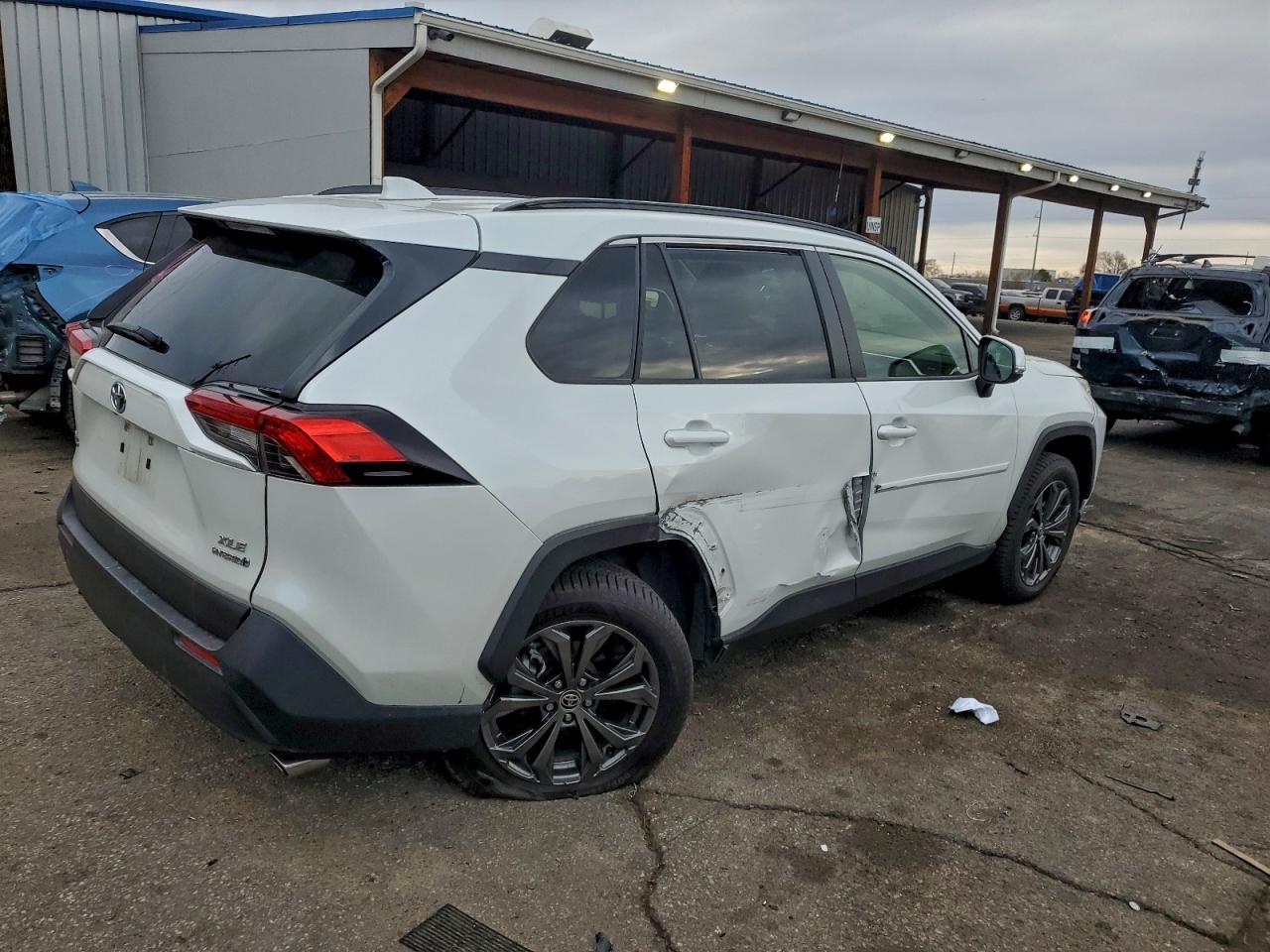 2023 TOYOTA RAV4