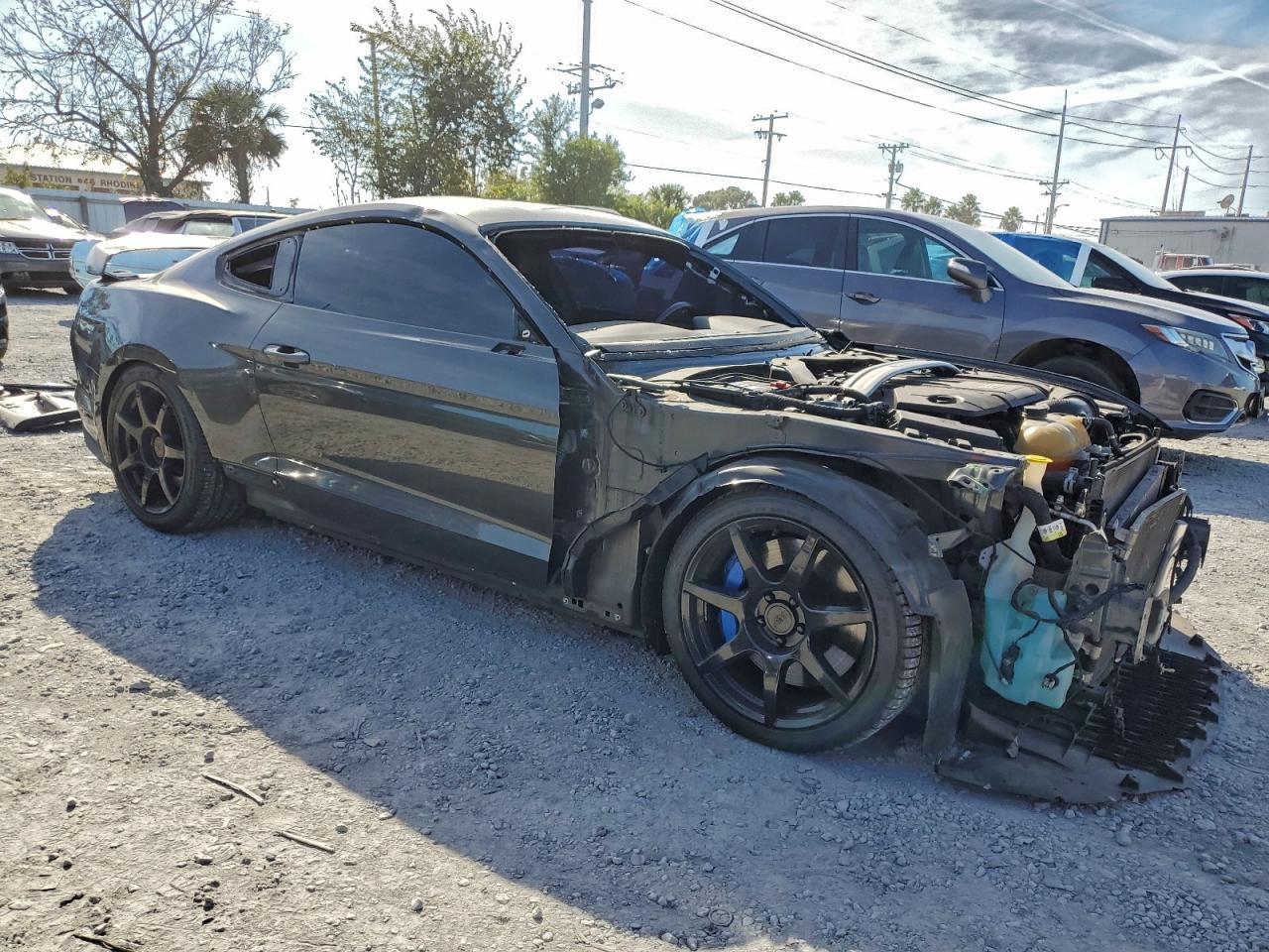 2019 FORD MUSTANG