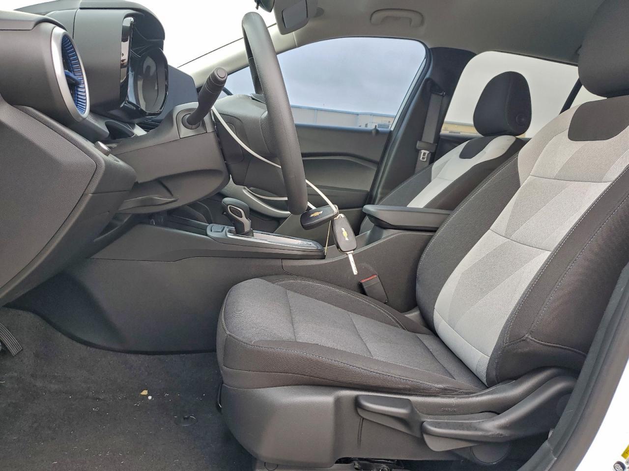 2025 CHEVROLET TRAX