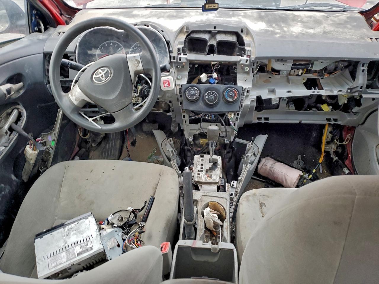 2010 TOYOTA COROLLA