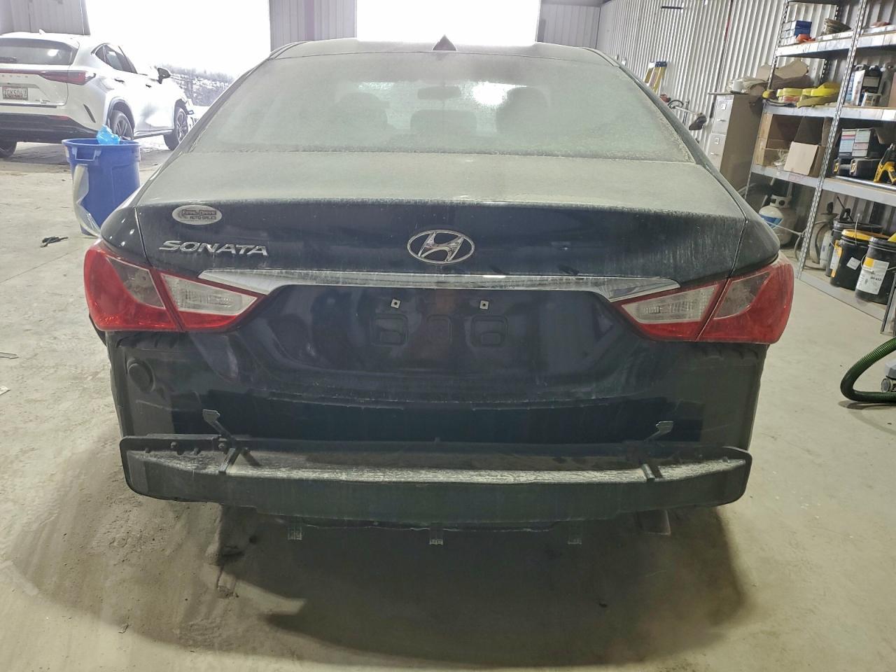 2011 HYUNDAI SONATA
