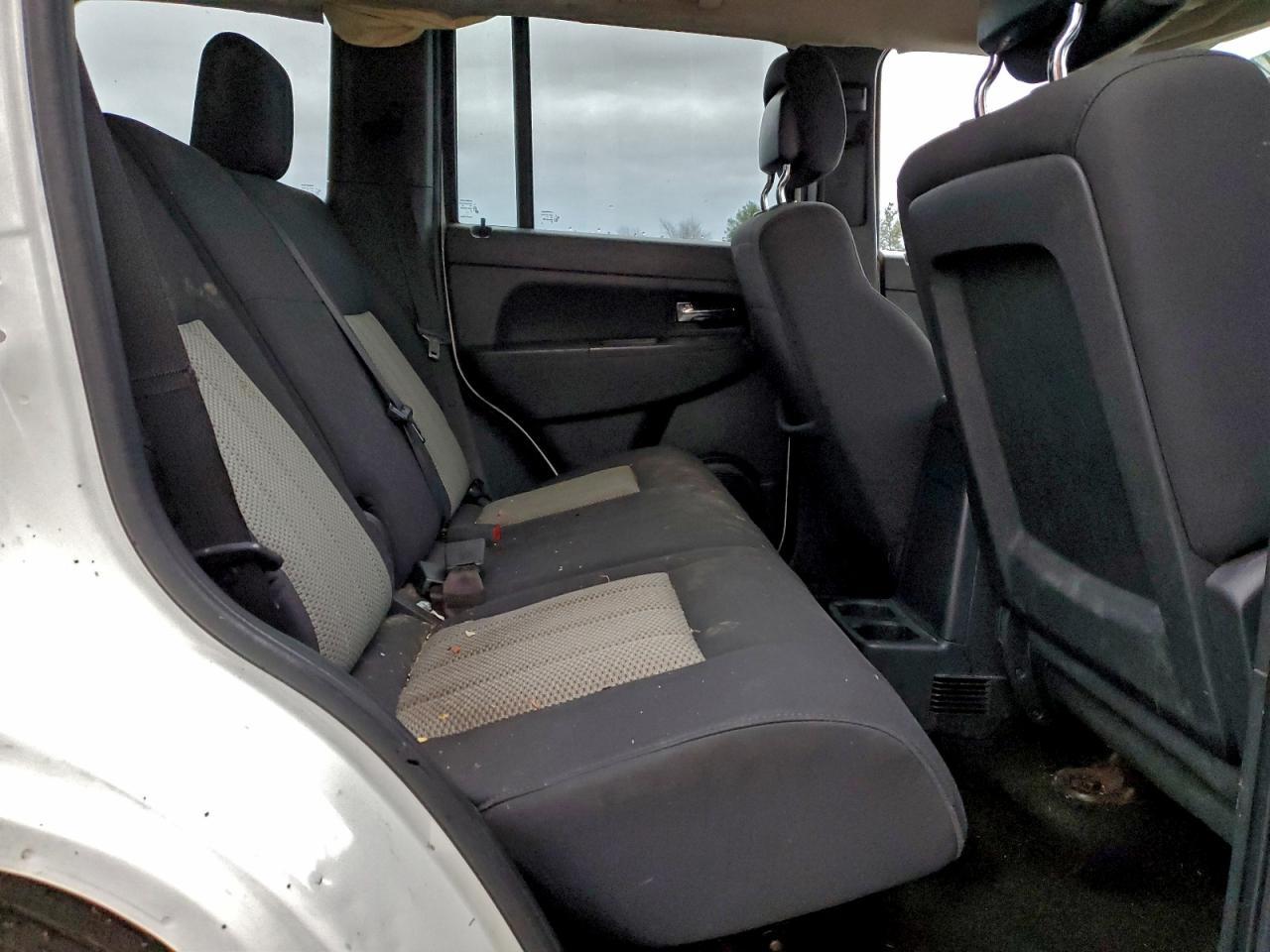 2010 JEEP Liberty
