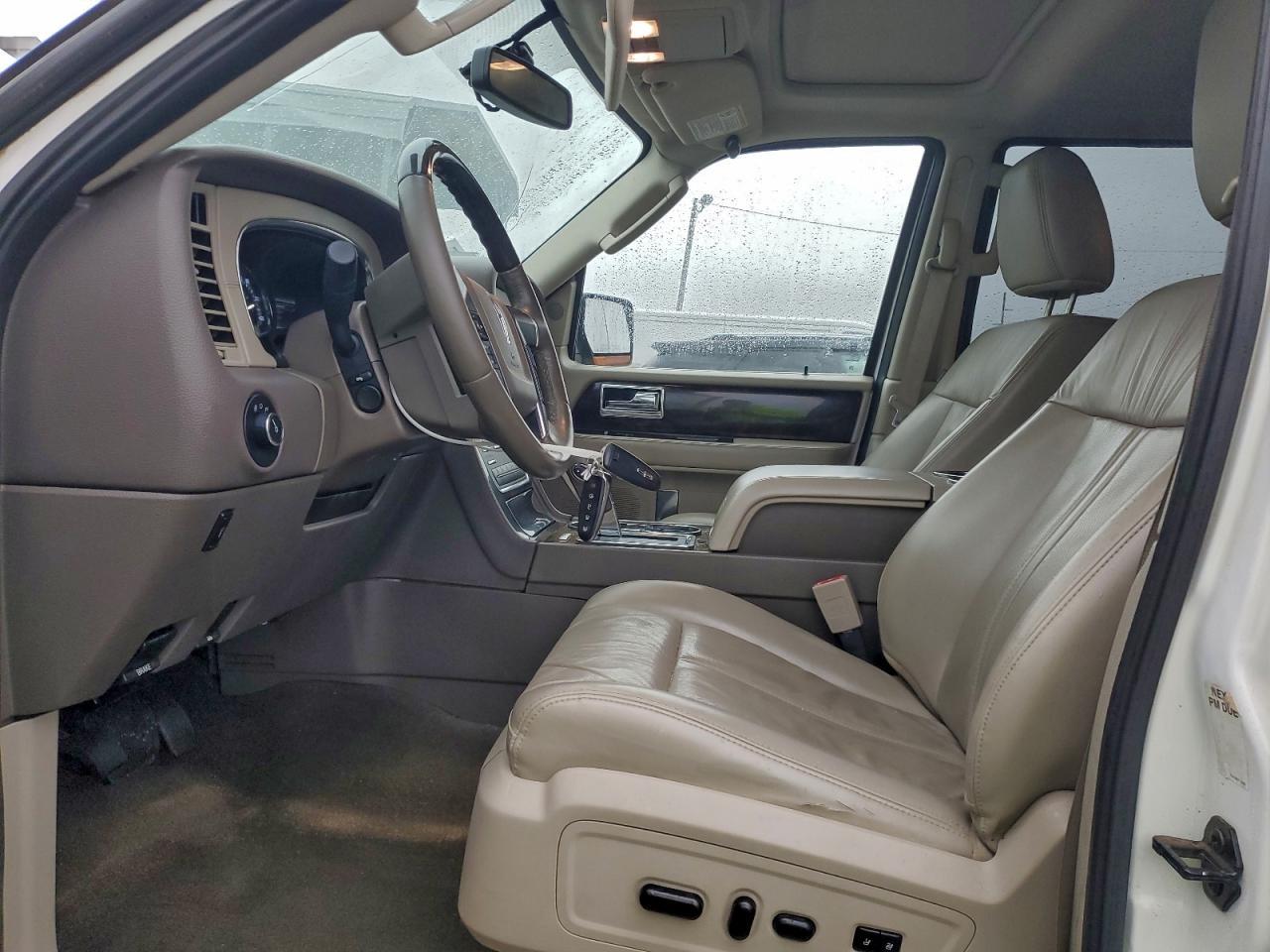 2017 LINCOLN Navigator