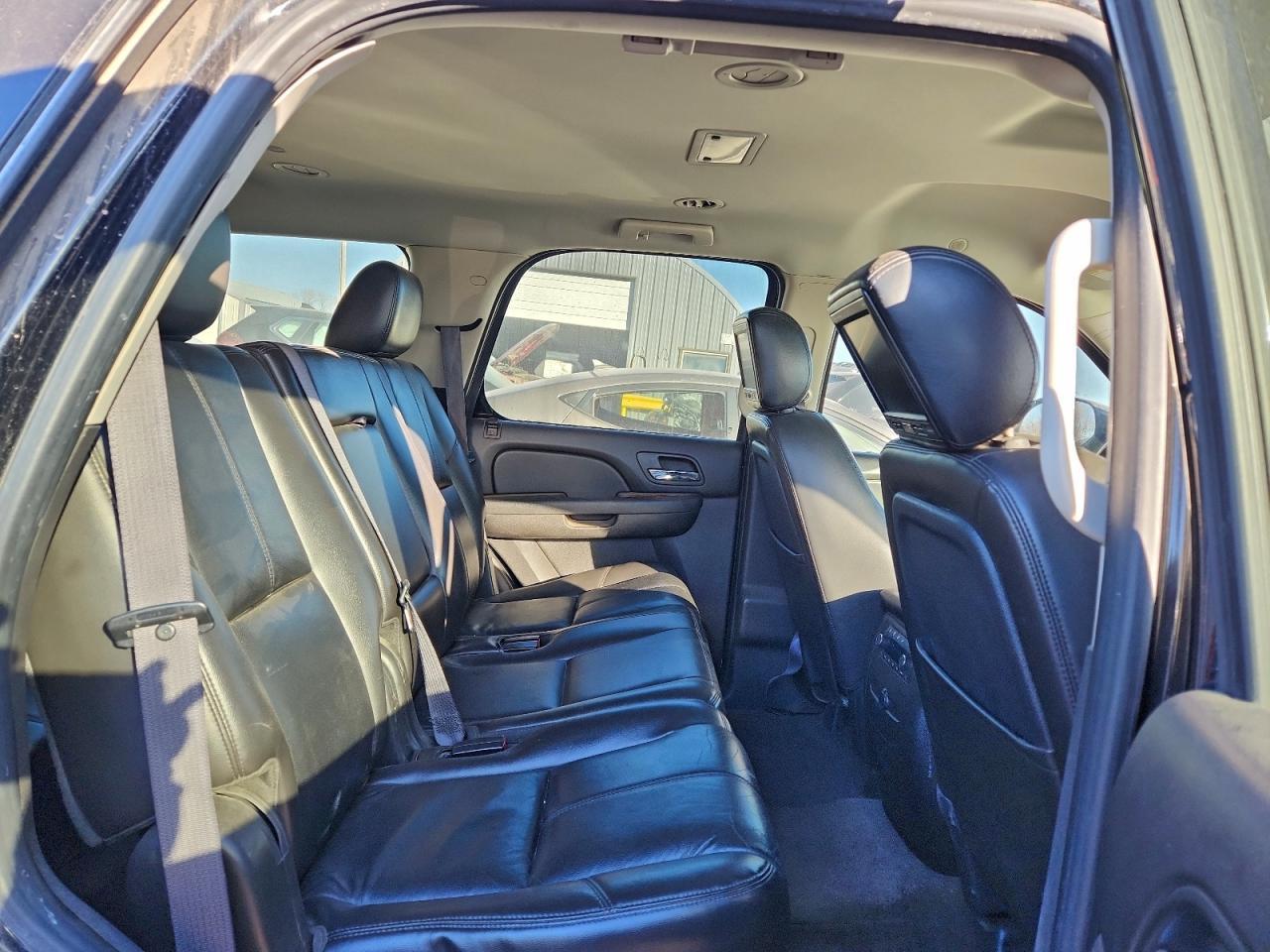2011 CHEVROLET Tahoe