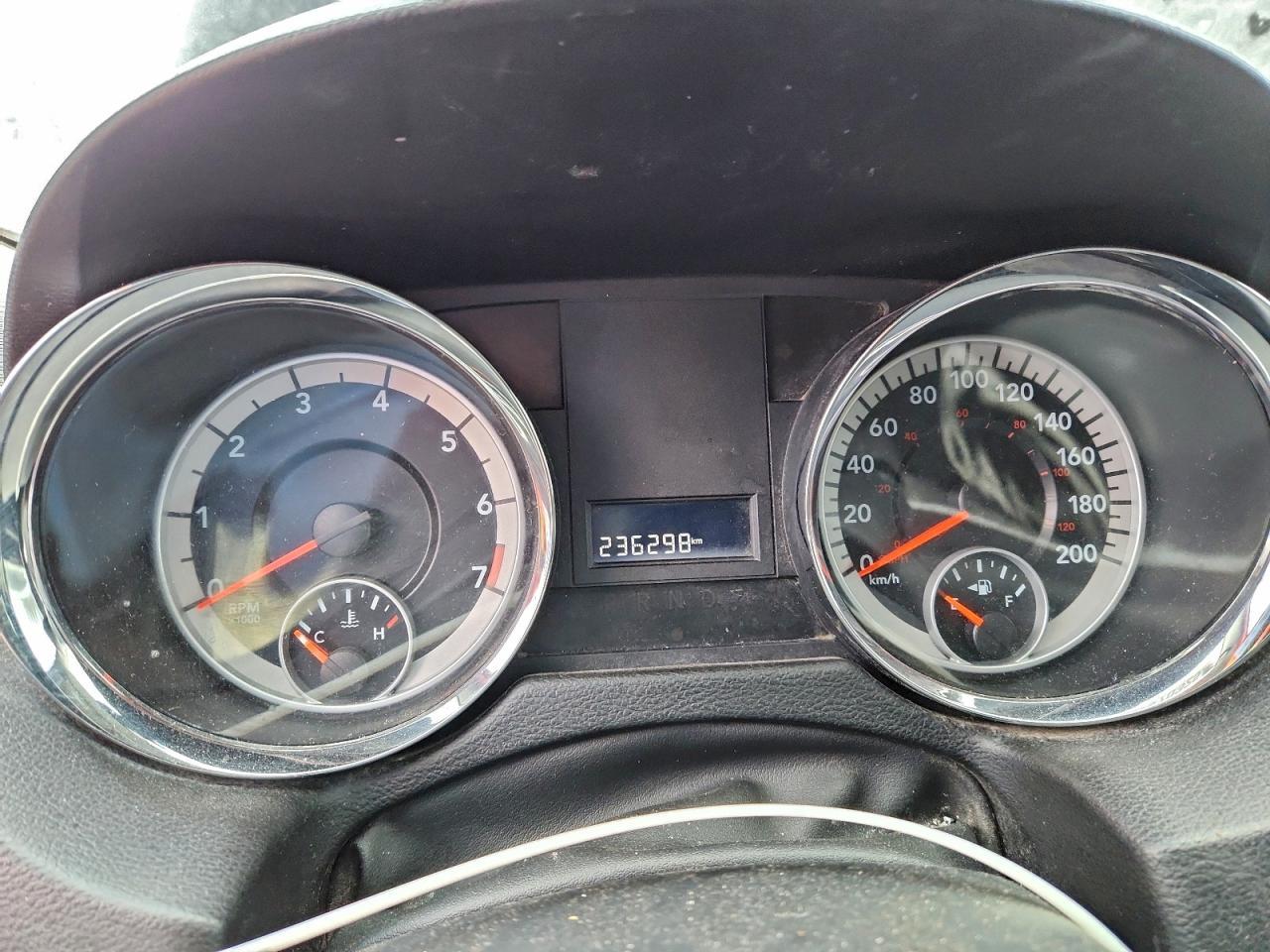 2011 DODGE GRAND CARAVAN